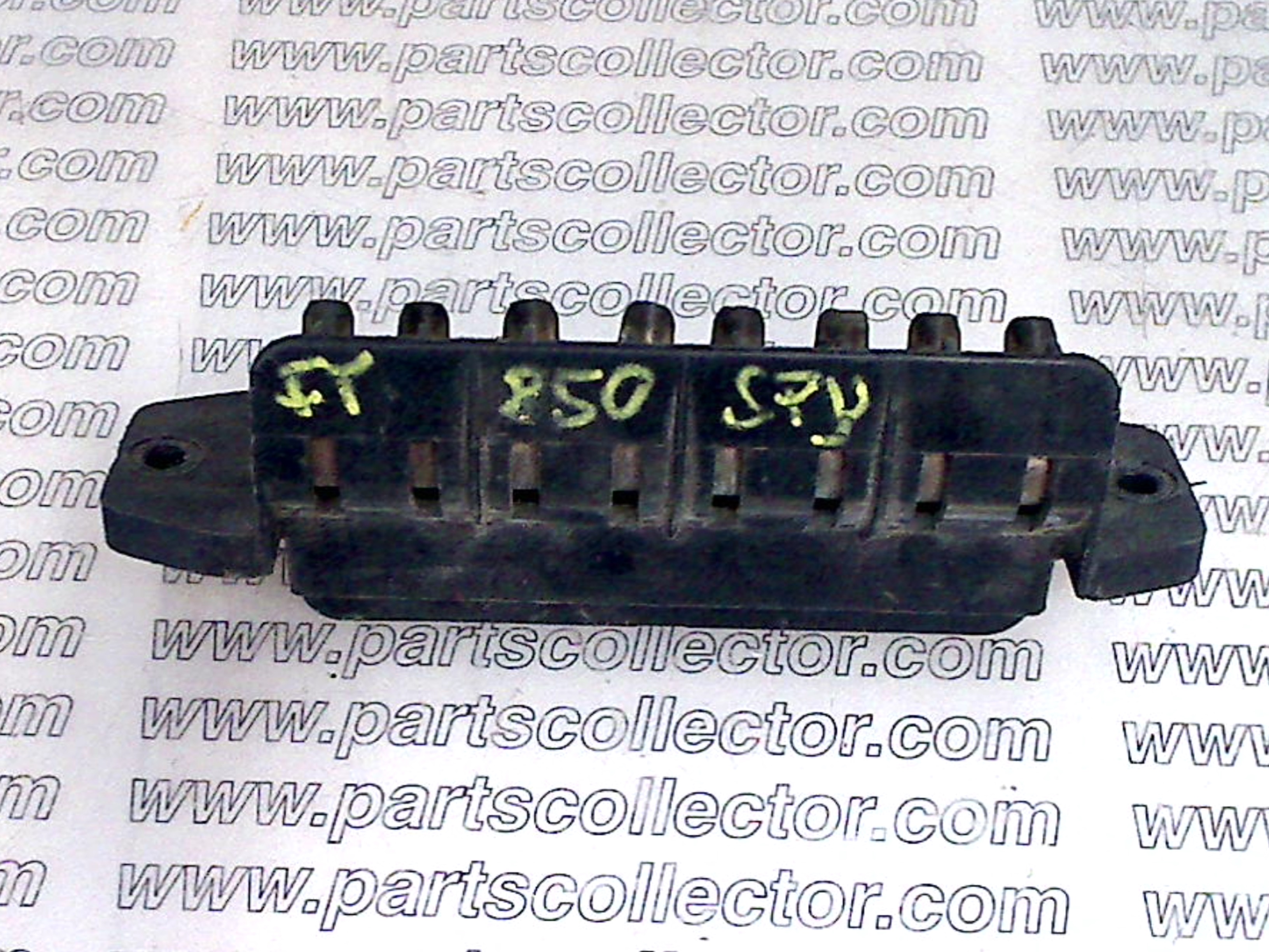 FIAT  Electrical system code 18036 compatible with: FIAT 850 - detail view