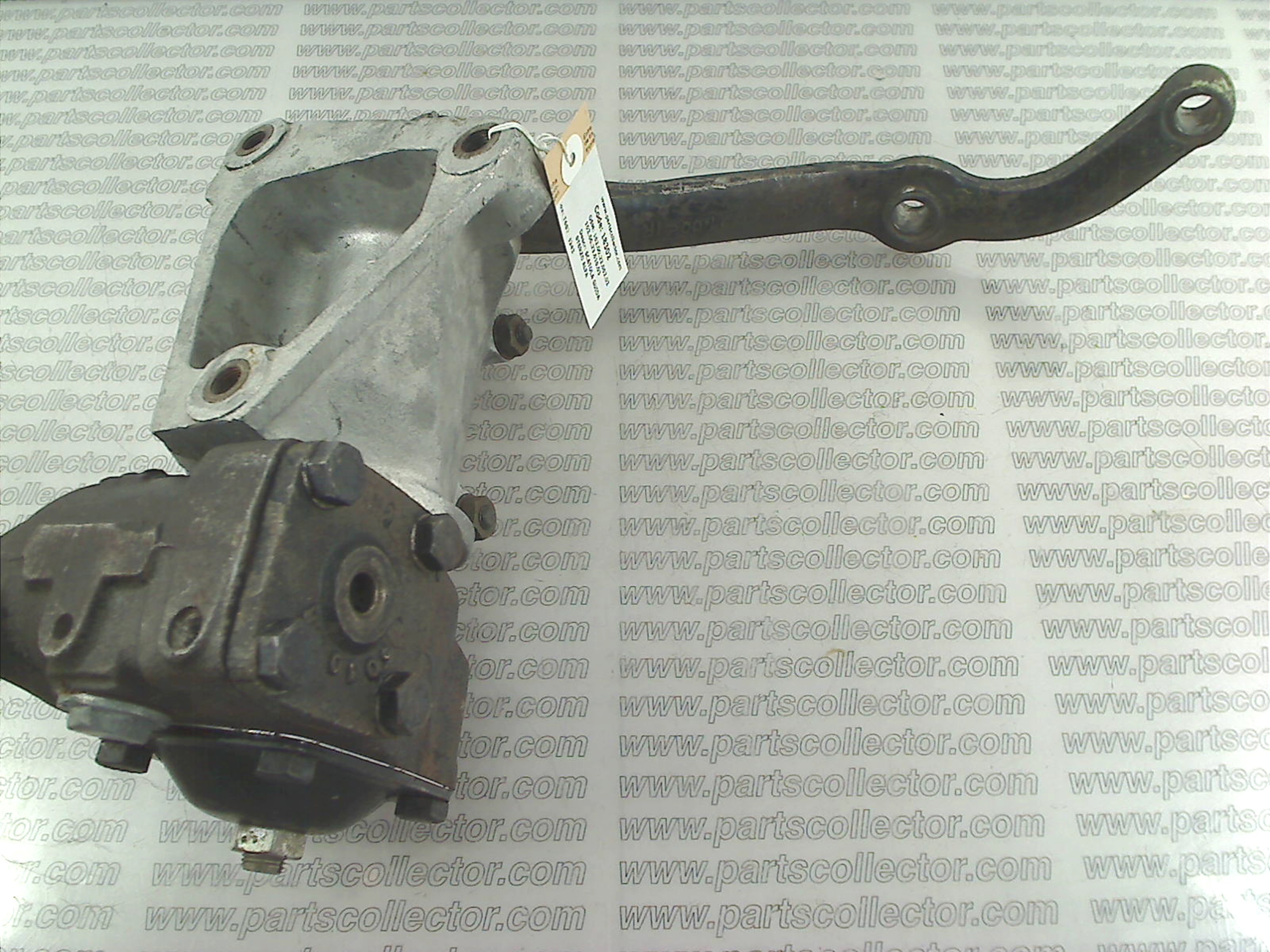 ALFA ROMEO 102.00.23.002.02    102.00.23.010.03 Steering and Wheels code 18302 - detail view