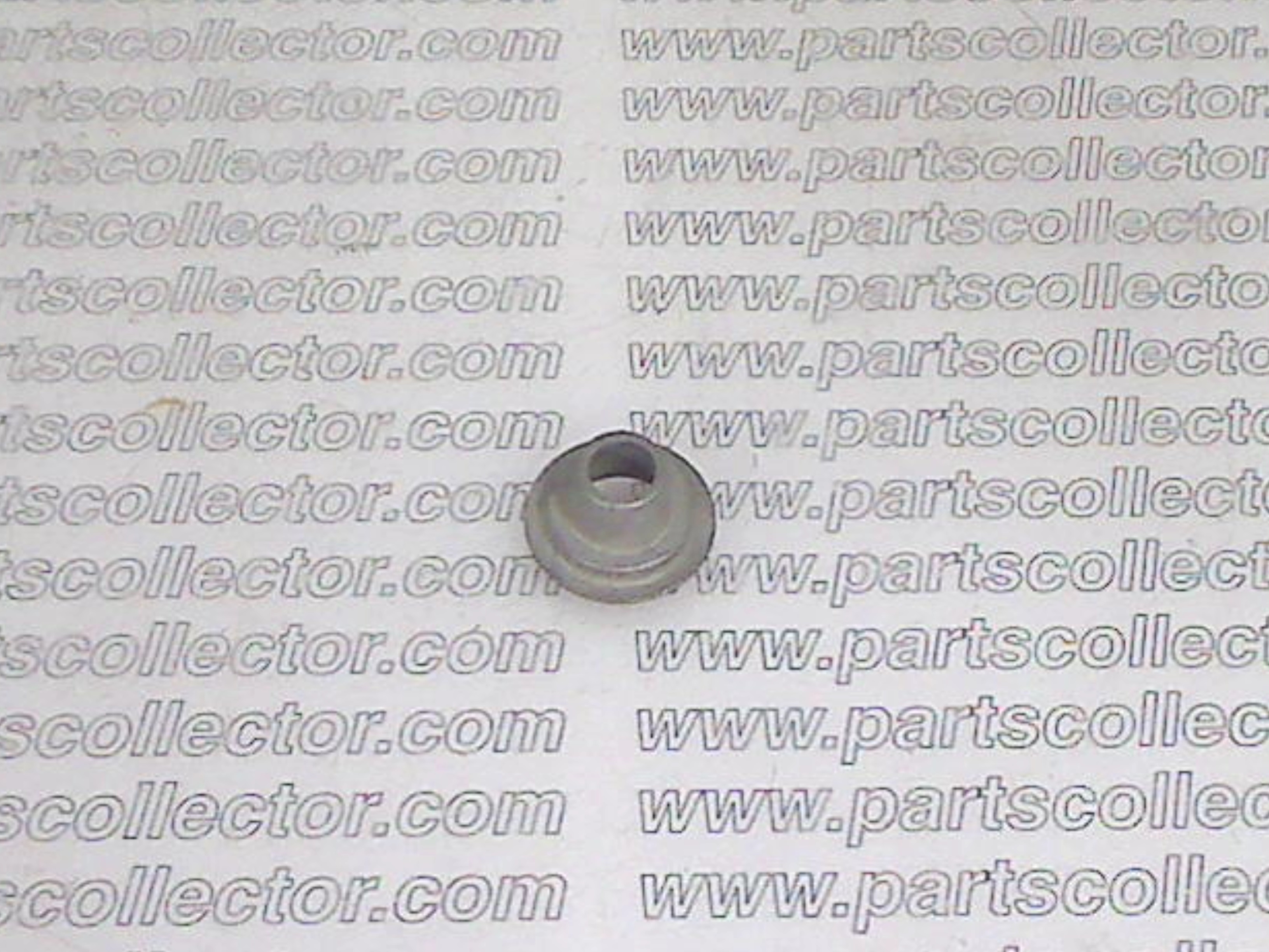 MASERATI 101 3412 48008 Engine code 18399 compatible with: MASERATI 3500 AM101, MASERATI 3500 AM101 TOURING, MASERATI BORA AM117, MASERATI GHIBLI AM115, MASERATI INDY AM116, MASERATI KHAMSIN AM120, MASERATI MEXICO AM112, MASERATI MISTRAL AM109, MASERATI QUATTROPORTE AM107, MASERATI SEBRING AM101 - additional view