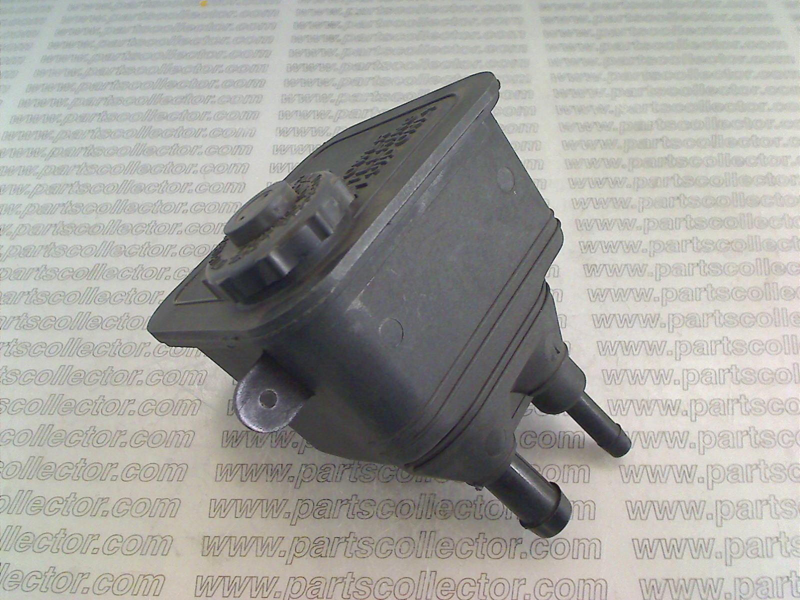 MASERATI 397850130 Steering and Wheels code 13757 compatible with: MASERATI BITURBO, MASERATI GHIBLI 2.8 V6, MASERATI KARIF, MASERATI QUATTROPORTE 2.8 V6, MASERATI QUATTROPORTE 3.2 V8, MASERATI SHAMAL