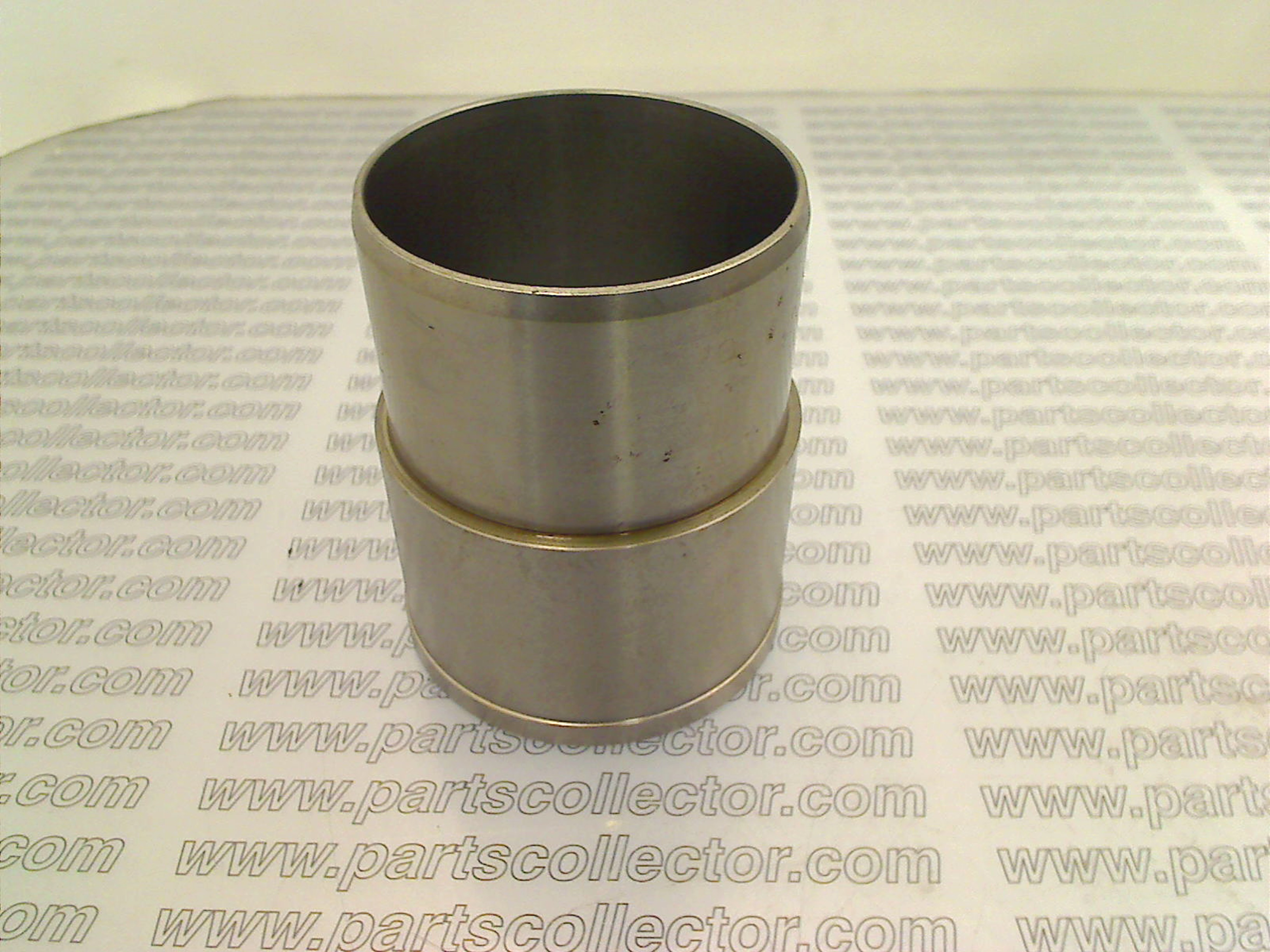 FERRARI 10560 Engine code 17179 compatible with: FERRARI 250, FERRARI 250 GTE - detail view