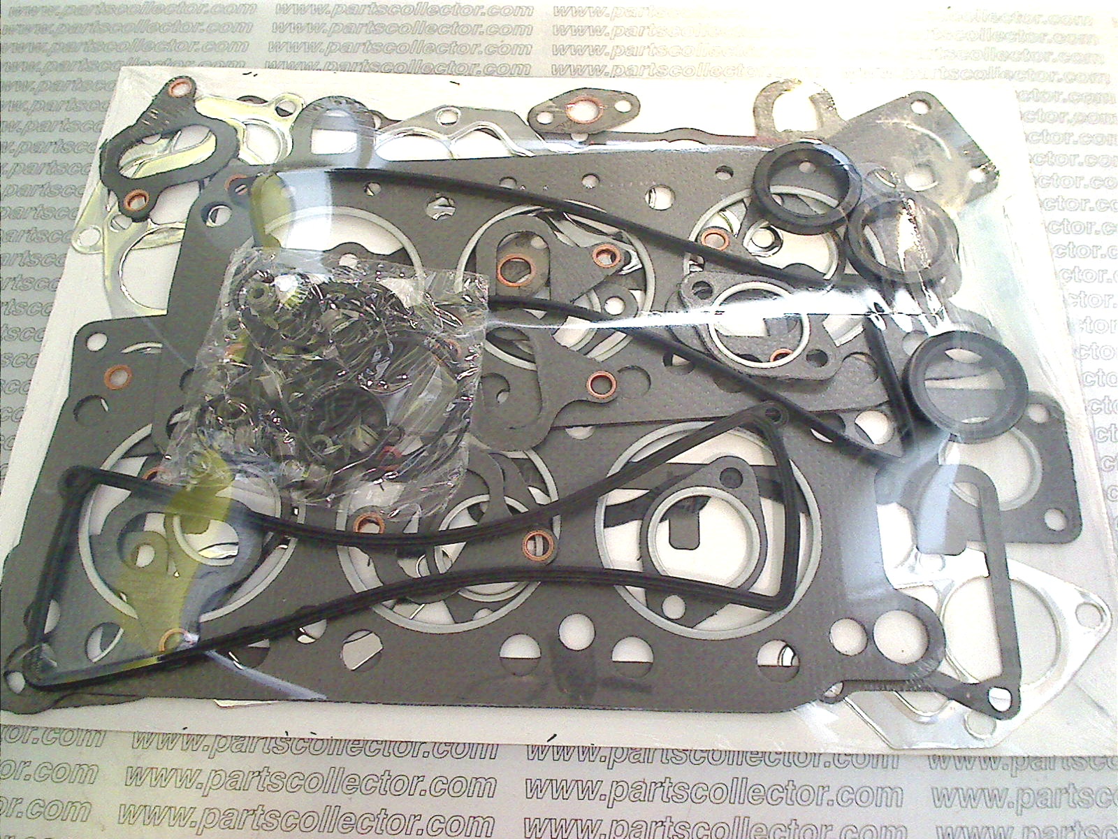 PARTSCOLLECTOR  Engine code 10880 compatible with: MASERATI BITURBO