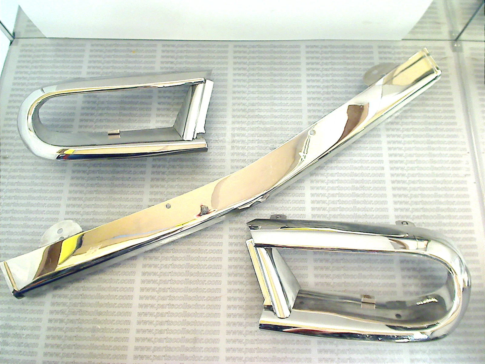 LAMBORGHINI  Car body code 1257 compatible with: LAMBORGHINI URRACO - detail view
