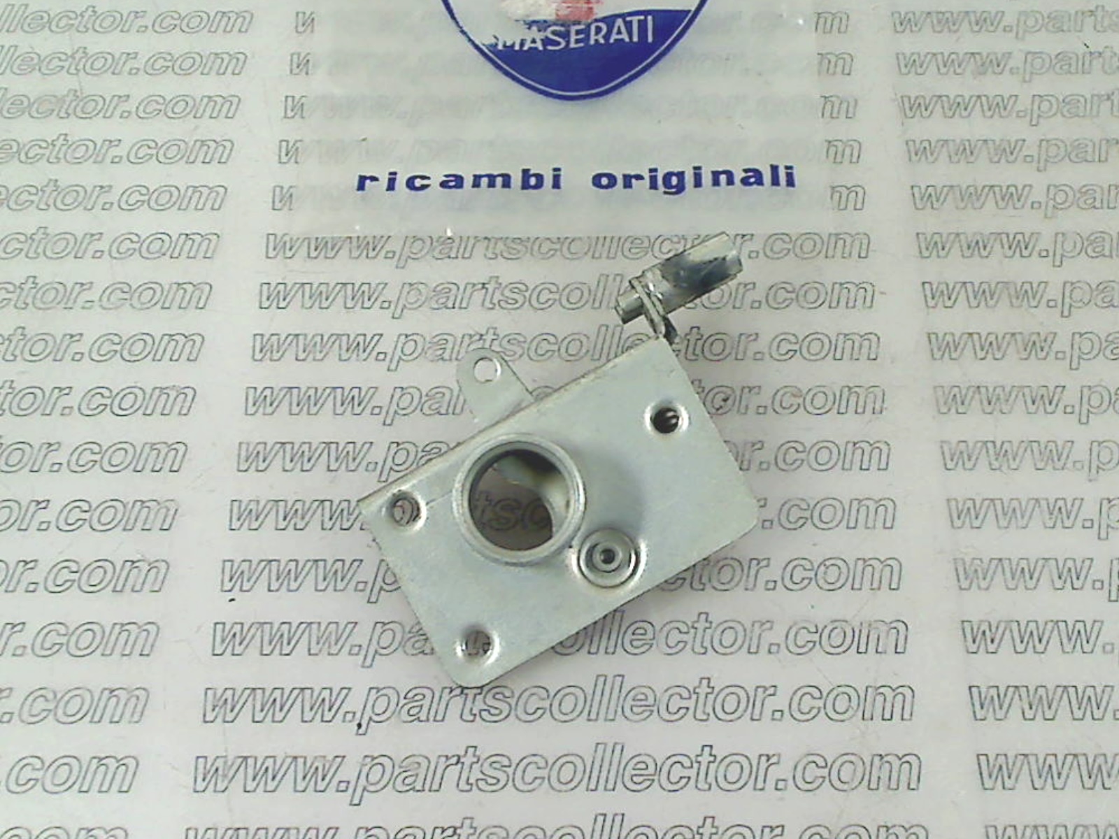 MASERATI 314320005 Car body code 19231 compatible with: MASERATI BITURBO, MASERATI GHIBLI V6, MASERATI KARIF, MASERATI QUATTROPORTE (2003 - 2018), MASERATI SHAMAL - detail view