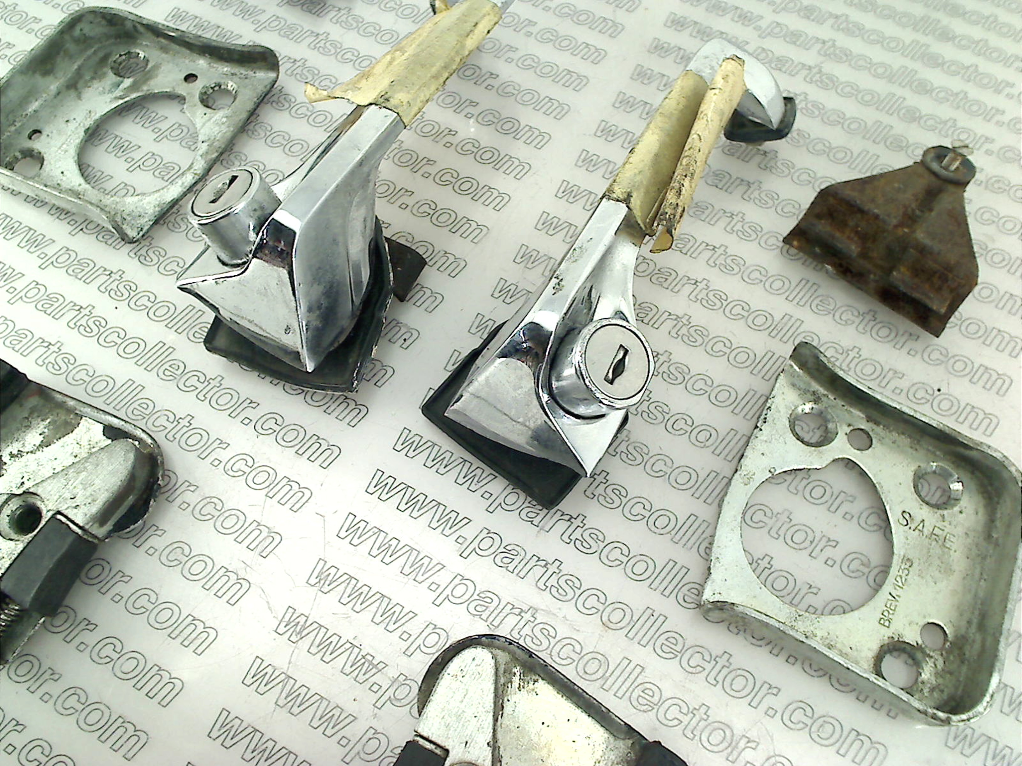 ALFA ROMEO  Car body code 18145 compatible with: ALFA ROMEO GIULIA 105, ALFA ROMEO GIULIA 1300  105, ALFA ROMEO GIULIA 1600 105, ALFA ROMEO GIULIA SPRINT-SPIDER - detail view