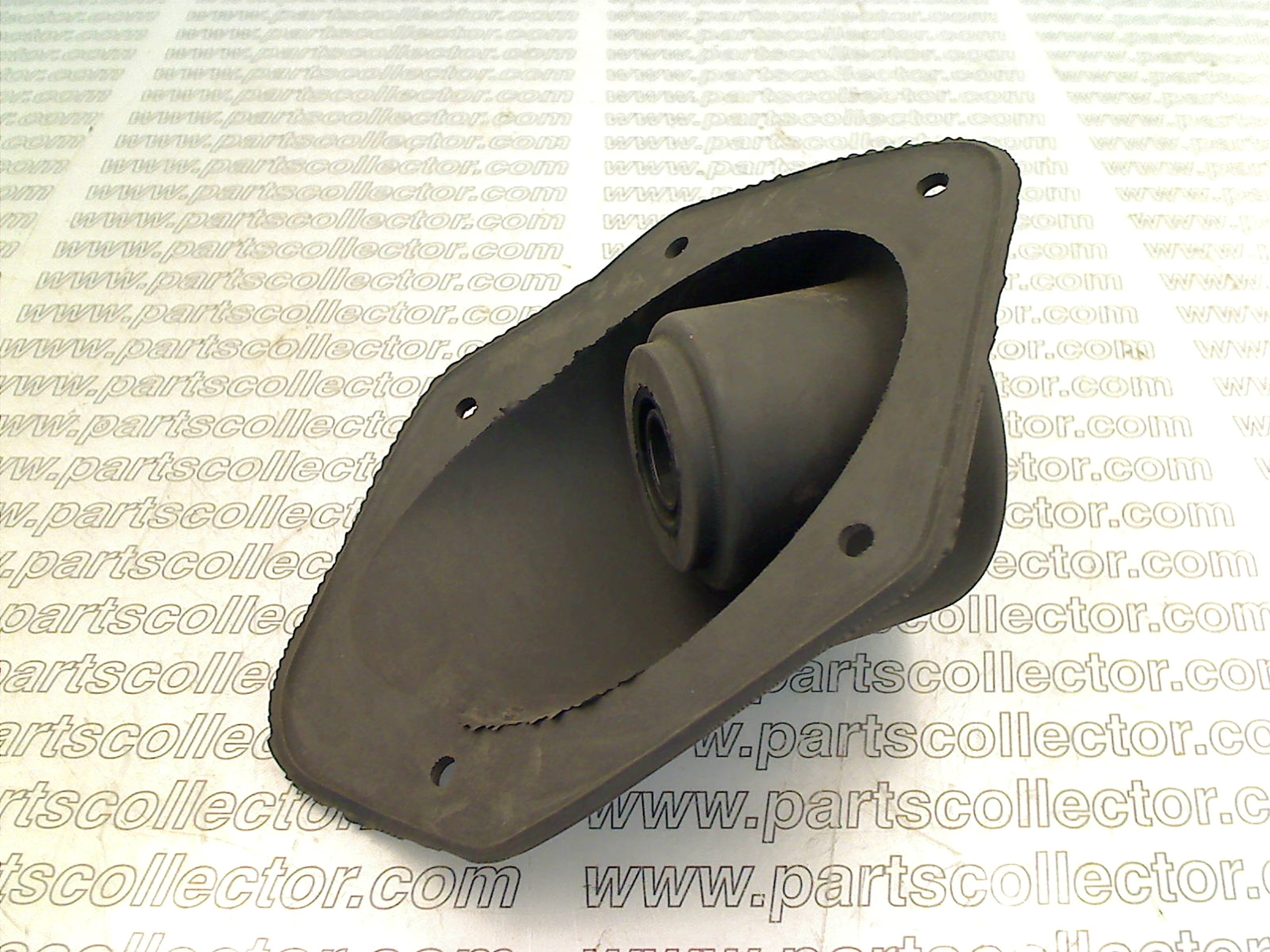MASERATI 317820116 Steering and Wheels code 12878 compatible with: MASERATI BITURBO, MASERATI GHIBLI 2.8 V6, MASERATI GHIBLI V6, MASERATI KARIF, MASERATI SHAMAL