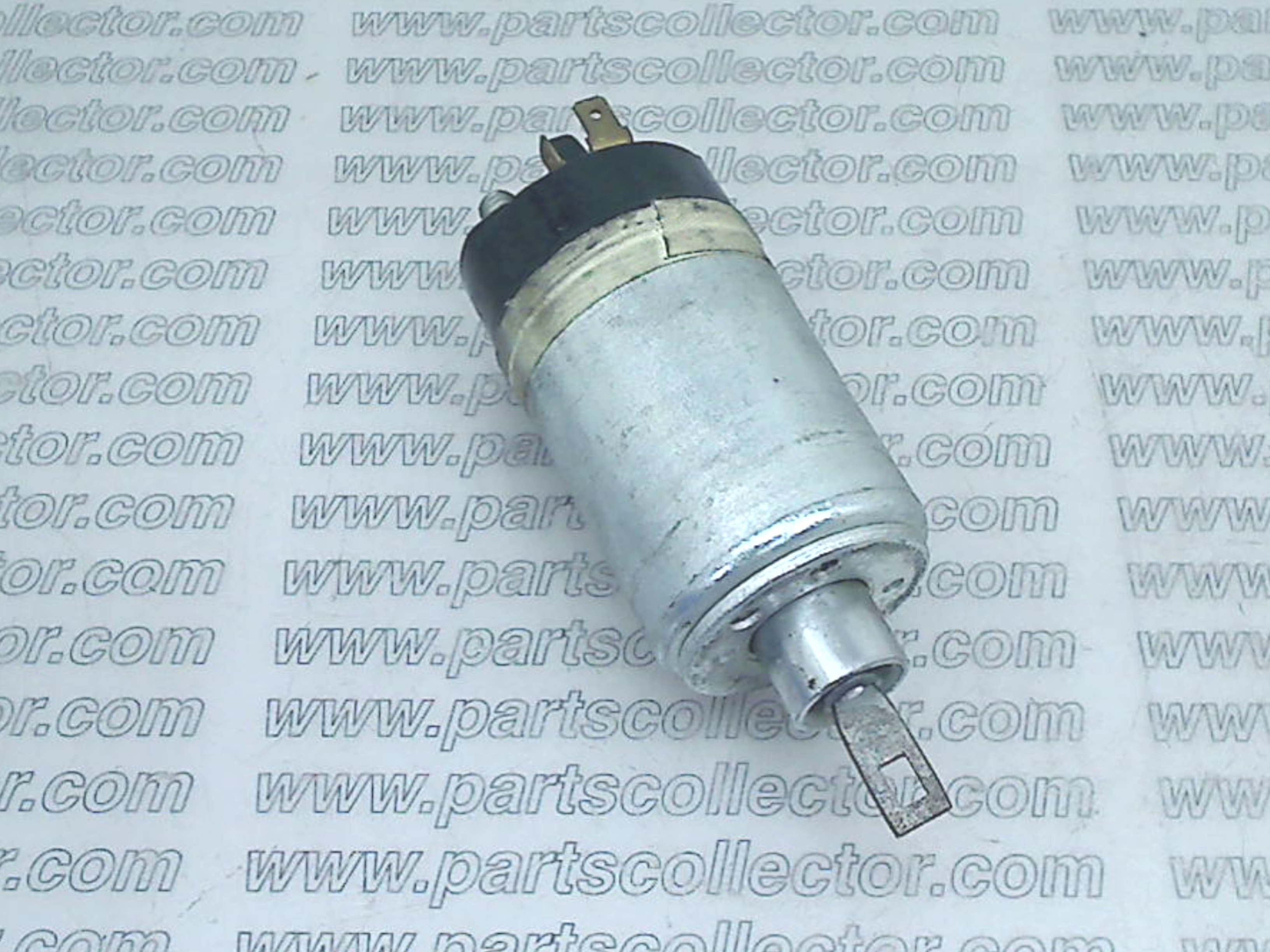 LUCAS  Electrical system code 18649 compatible with: ALFA ROMEO GIULIETTA 750/101, ALFA ROMEO GIULIETTA SPIDER 750/101, ALFA ROMEO GIULIETTA SPRINT 750/101, ALFA ROMEO GIULIETTA SPRINT VELOCE 750/101 - detail view