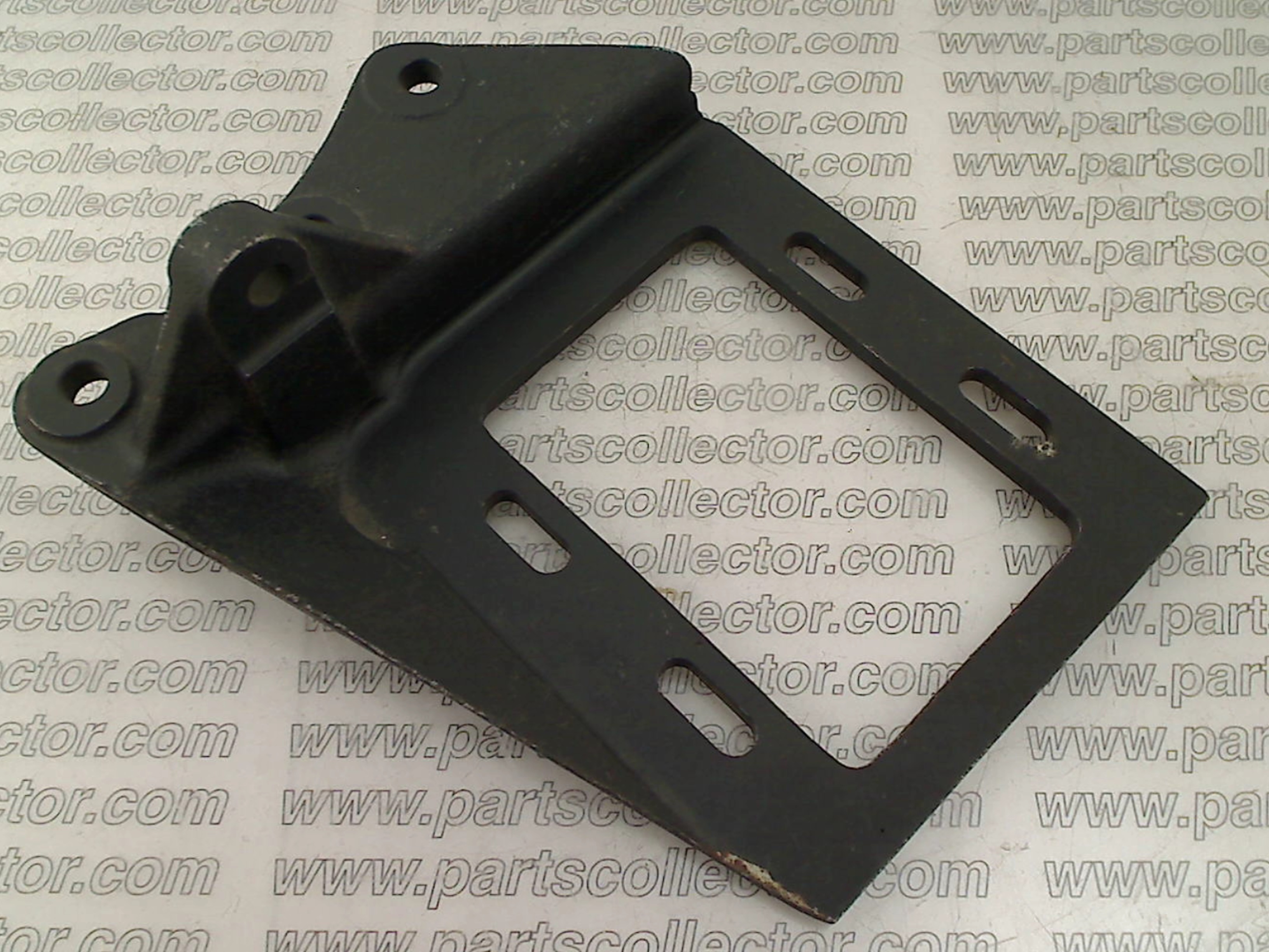 MASERATI 105 A  GI 69090 Engine code 18300 compatible with: MASERATI GHIBLI AM115, MASERATI INDY AM116 - additional view