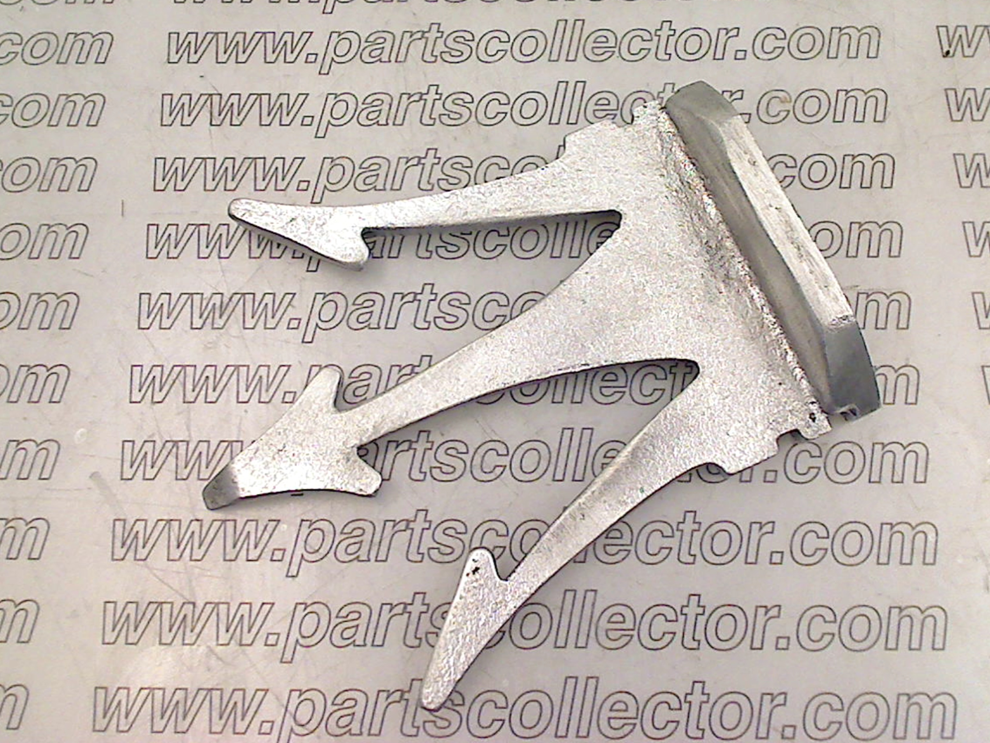 MASERATI 107 BA 57083 Car body code 8697 compatible with: MASERATI QUATTROPORTE AM107 - additional view