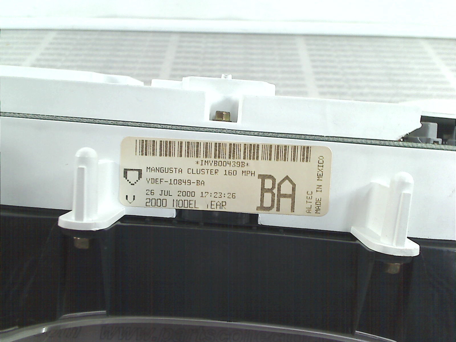 DE TOMASO YDEF-10849-BA   IMYB00439B Electrical system code 19052 - detail view