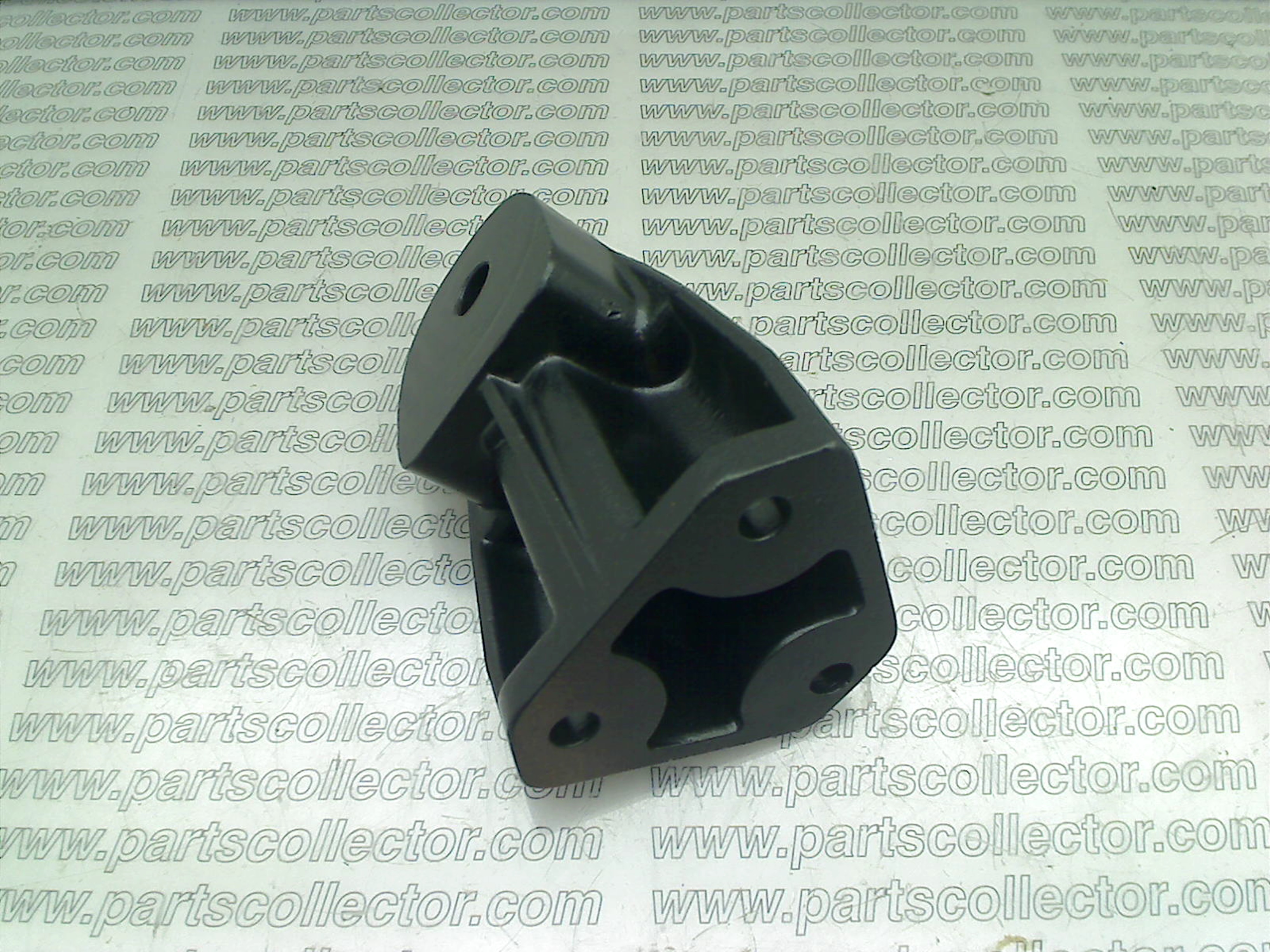 MASERATI 63812 Engine code 13720 compatible with: MASERATI BORA AM117, MASERATI GHIBLI AM115, MASERATI KHAMSIN AM120 - additional view