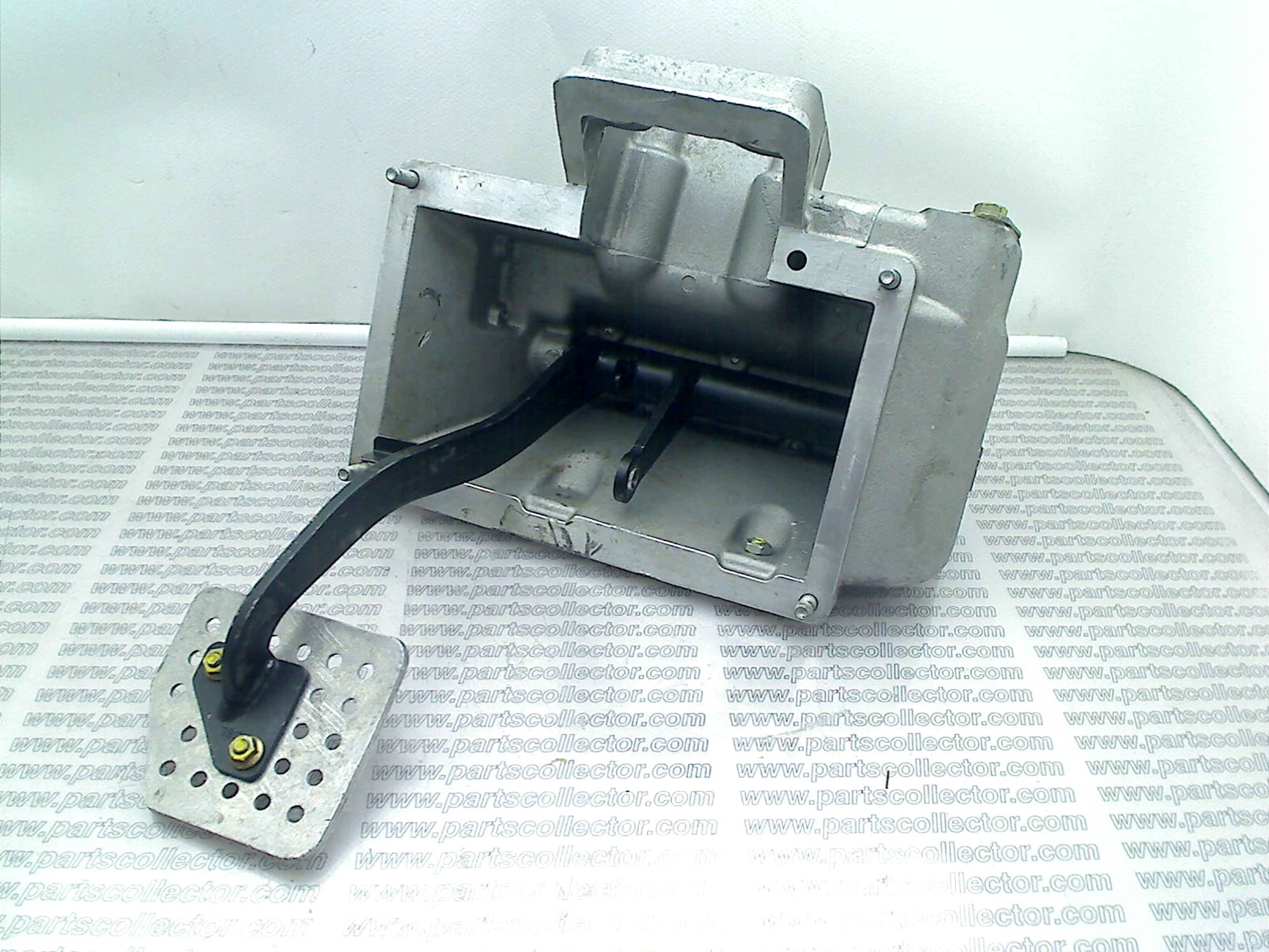 FERRARI 170622    2170622   167299 Brake system code 18046 compatible with: FERRARI 355 - additional view