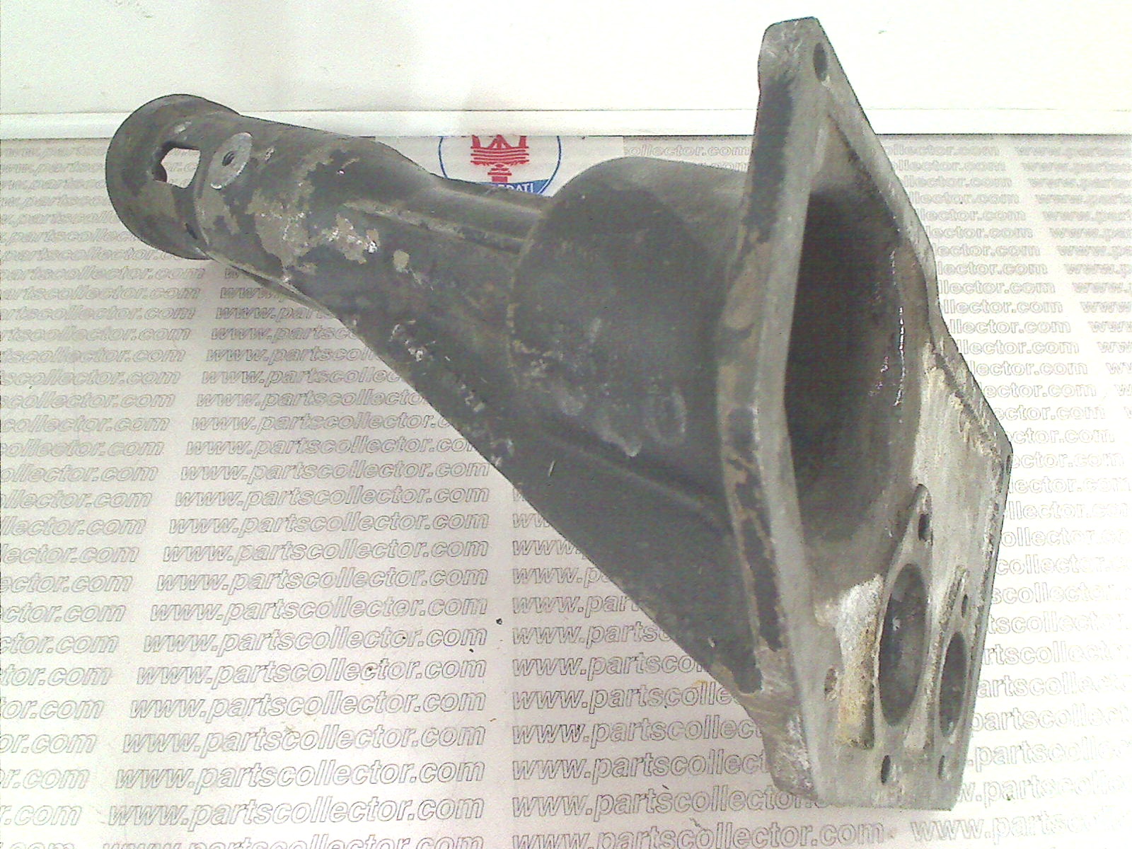 MASERATI 107 FC 59727 Steering and Wheels code 19557 compatible with: MASERATI GHIBLI AM115, MASERATI MISTRAL AM109 - detail view