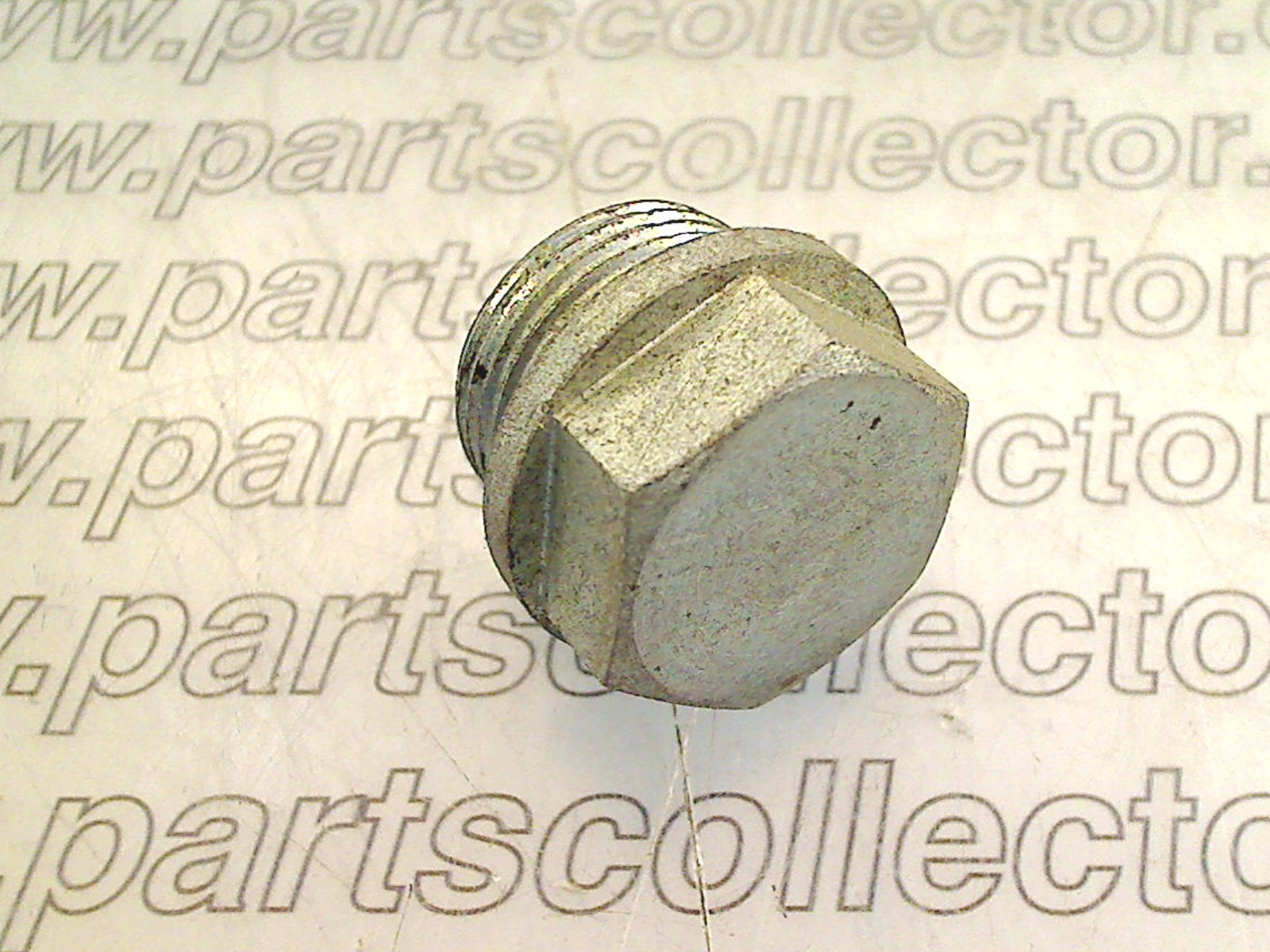 FERRARI 10275001 - 10275011 Engine code 14492 compatible with: FERRARI 208, FERRARI 246 DINO, FERRARI 308, FERRARI 328, FERRARI 348, FERRARI 355, FERRARI 360, FERRARI 365 GT 2+2, FERRARI 365 GT4 BB, FERRARI 400, FERRARI 430, FERRARI 512BB, FERRARI 512BBi, FERRARI 512M, FERRARI 512TR, FERRARI 550, FERRARI 599, FERRARI 612, FERRARI F40, FERRARI F50