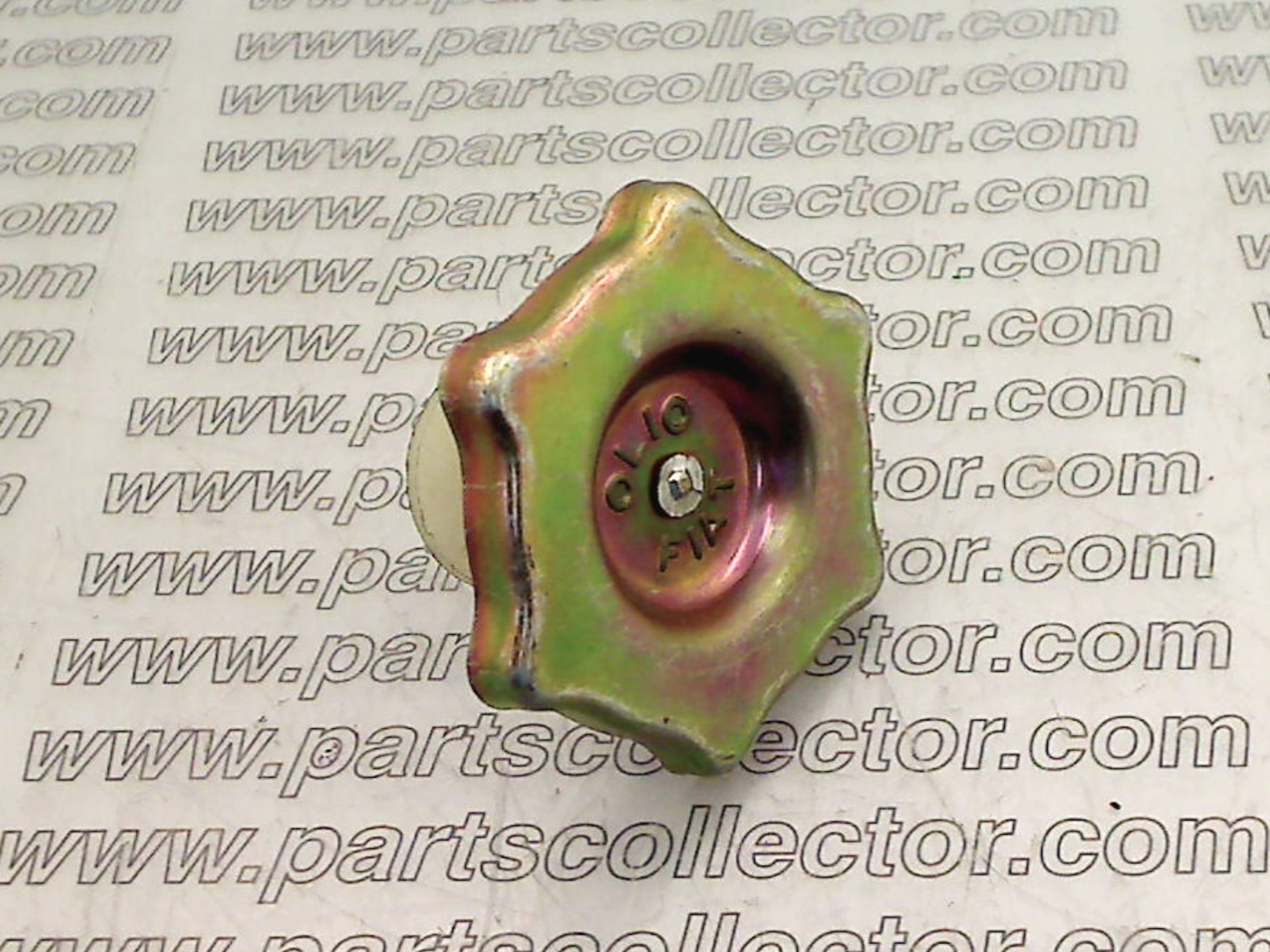 FIAT 4122758 Engine code 2305 compatible with: FIAT 126, FIAT 500 - detail view