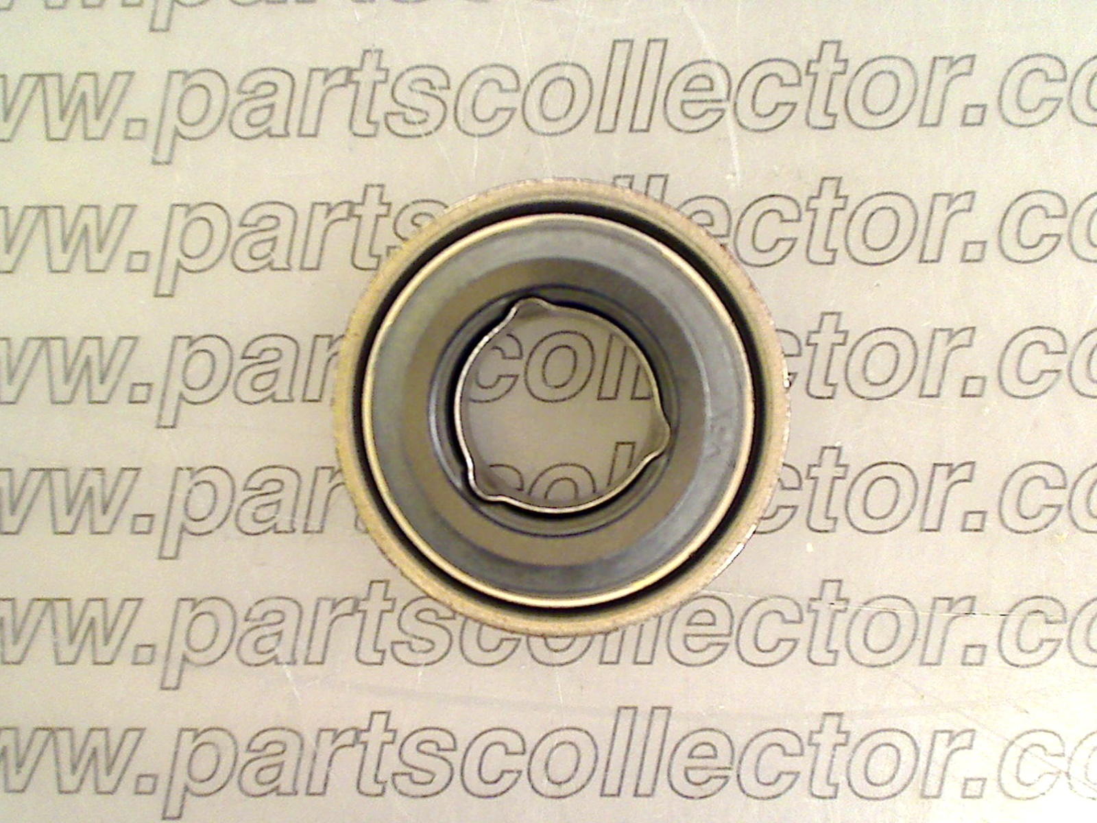 MASERATI 53928 Engine code 8817 compatible with: MASERATI GHIBLI AM115, MASERATI INDY AM116, MASERATI KHAMSIN AM120, MASERATI MEXICO AM112, MASERATI QUATTROPORTE AM107 - detail view