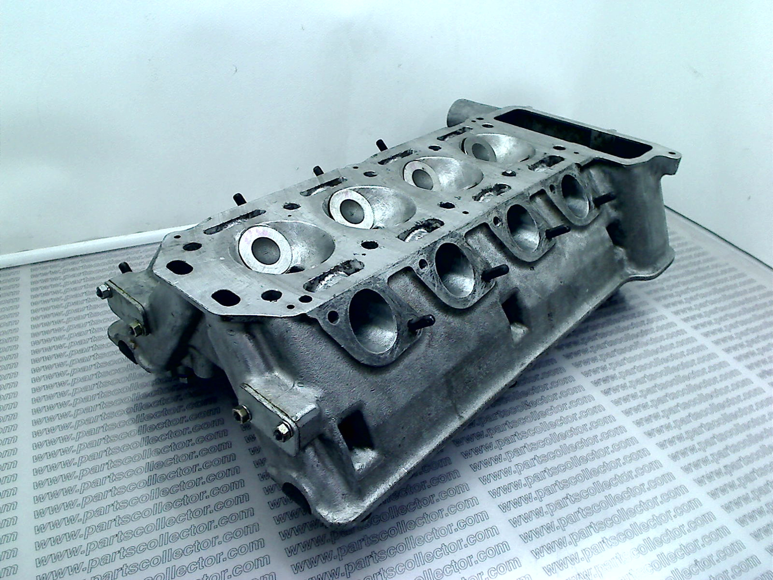 ALFA ROMEO 10100 01500 01          101000150001 Engine code 17920 - detail view