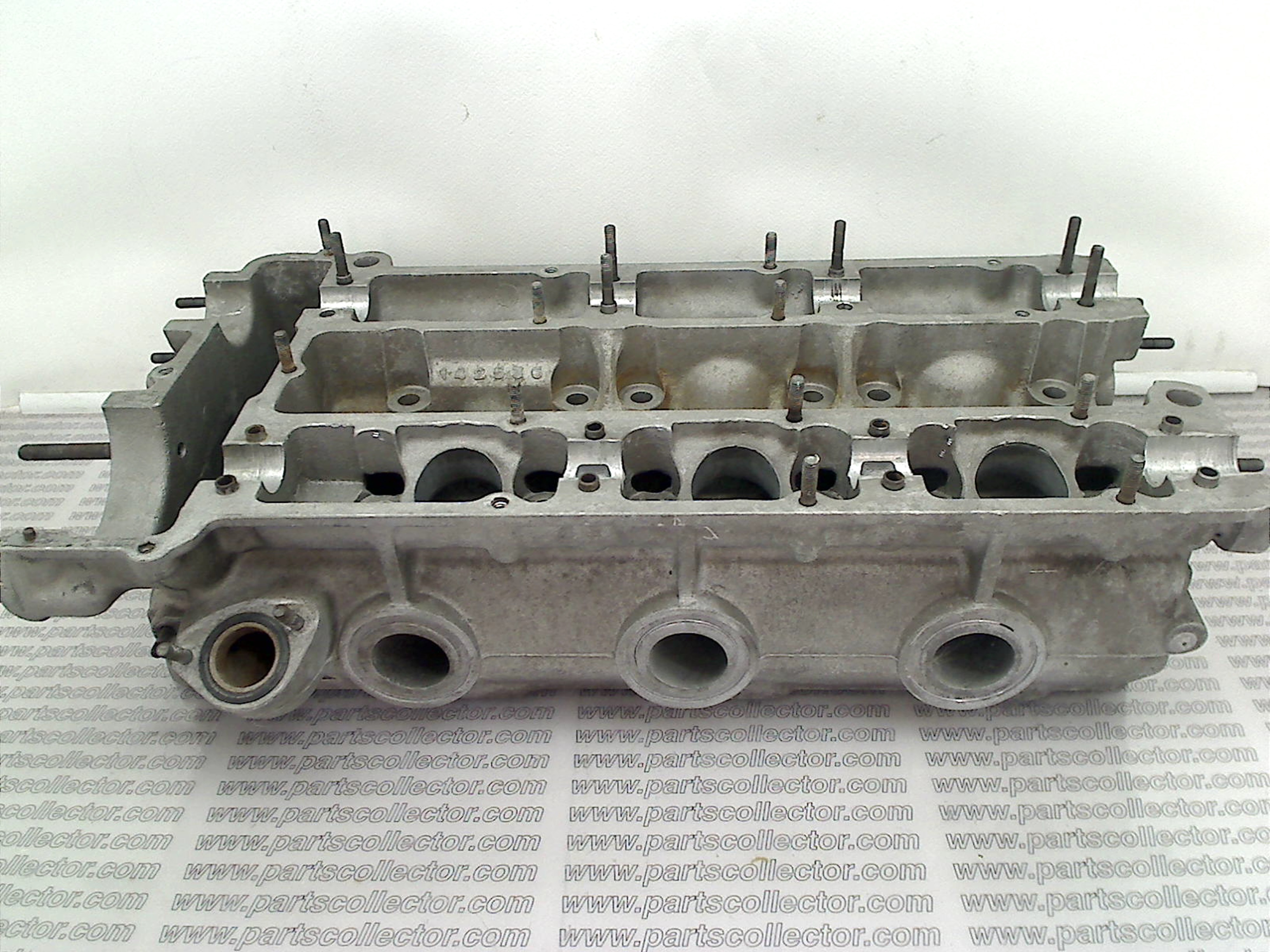 FIAT 135C000  4261132 Engine code 17942 compatible with: FIAT DINO 2400 - detail view