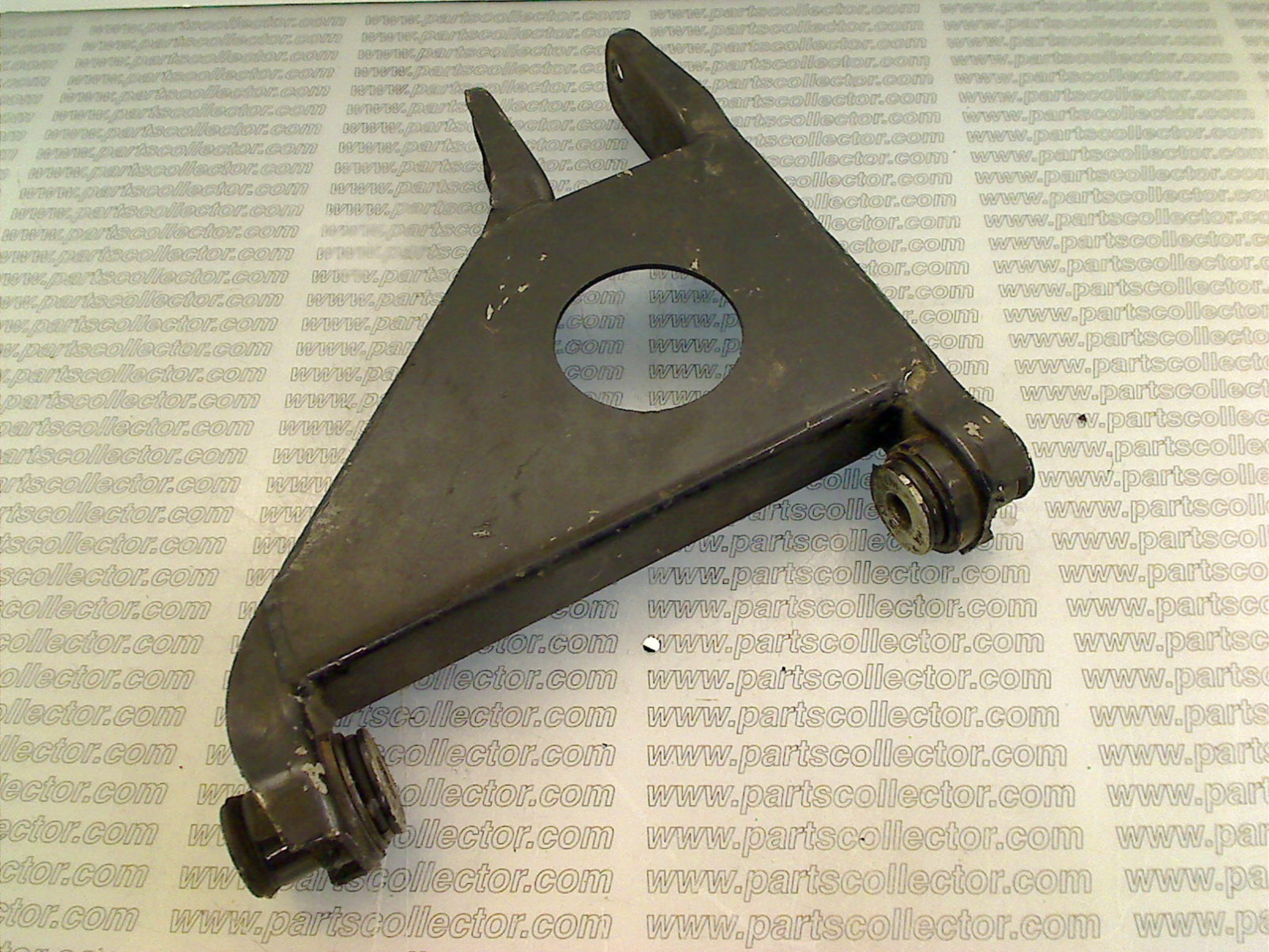 FERRARI 104392 Suspension code 15611 compatible with: FERRARI 208, FERRARI 208 GT4, FERRARI 208 TURBO, FERRARI 308, FERRARI 308 4V, FERRARI 308 GT4, FERRARI 308 GTB GTS, FERRARI 328