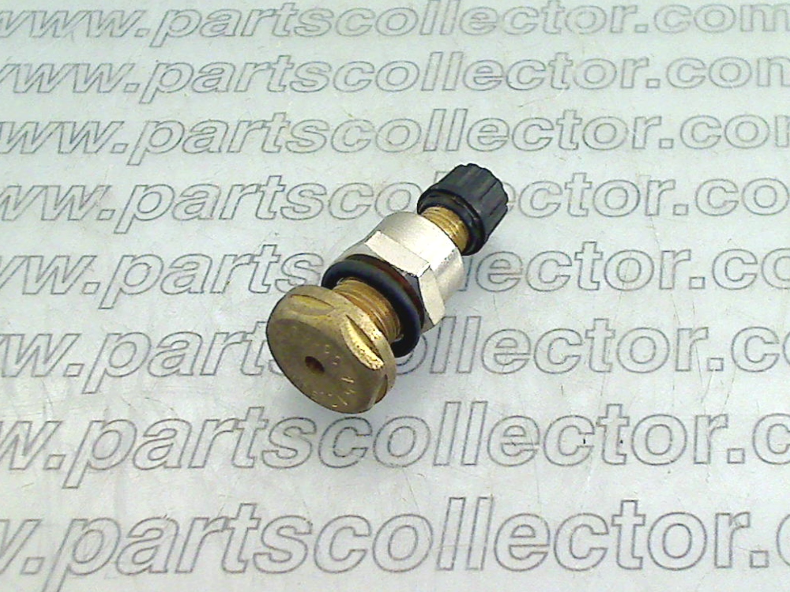 FERRARI 105069 - 174166 Steering and Wheels code 14056 compatible with: FERRARI 208, FERRARI 208 TURBO, FERRARI 246 DINO, FERRARI 288 GTO, FERRARI 308, FERRARI 308 4V, FERRARI 308 GT4, FERRARI 308 GTB GTS, FERRARI 328, FERRARI 348, FERRARI 355, FERRARI 360, FERRARI 365 GT4 2+2, FERRARI 365 GT4 BB, FERRARI 400, FERRARI 412, FERRARI 430, FERRARI 456, FERRARI 512BB, FERRARI 512BBi - additional view