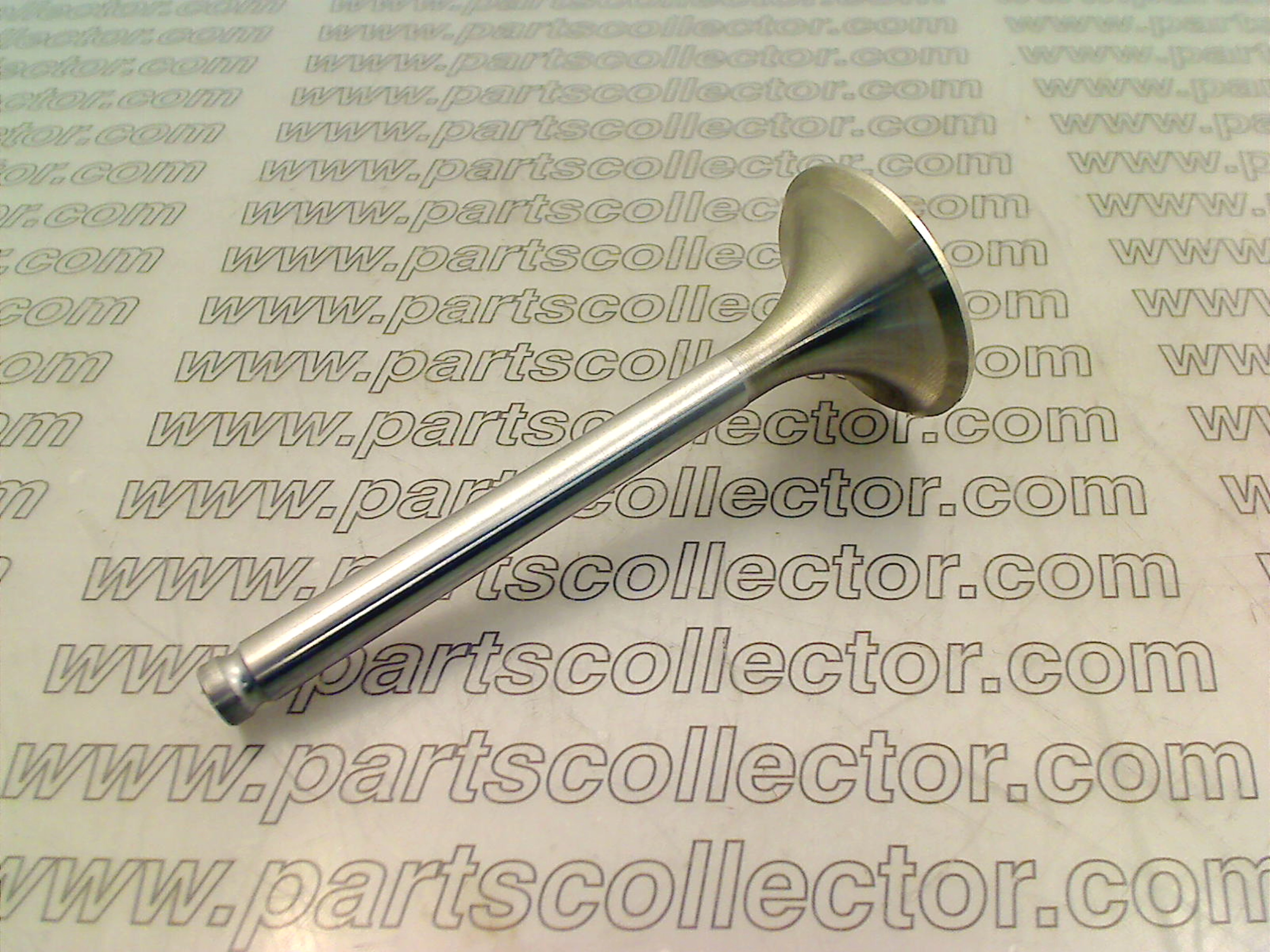 FERRARI 17693 Engine code 4389 compatible with: FERRARI 330 GT, FERRARI 330 GT 2+2, FERRARI 330 GTC, FERRARI 365 GT 2+2, FERRARI 365 GTC - additional view