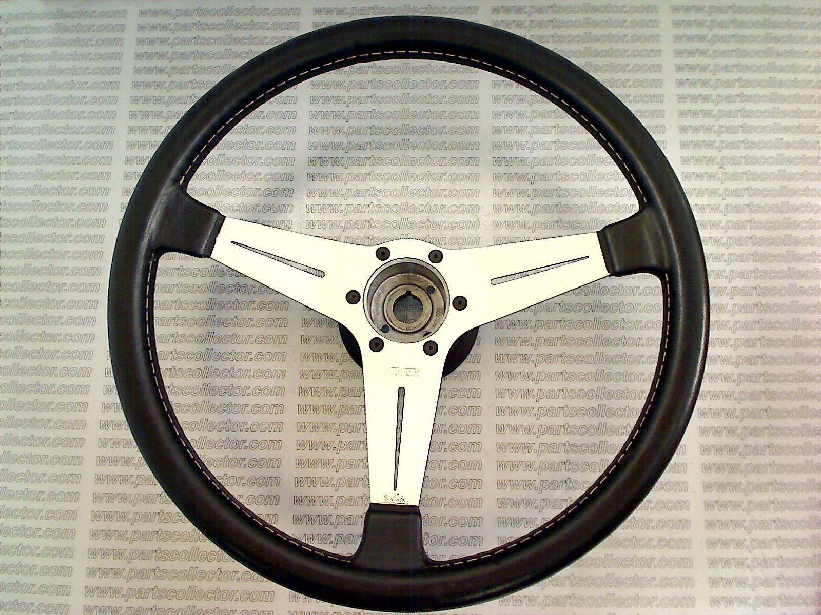 NARDI 116603 - 116084 Steering and Wheels code 12409 compatible with: FERRARI 308, FERRARI MONDIAL