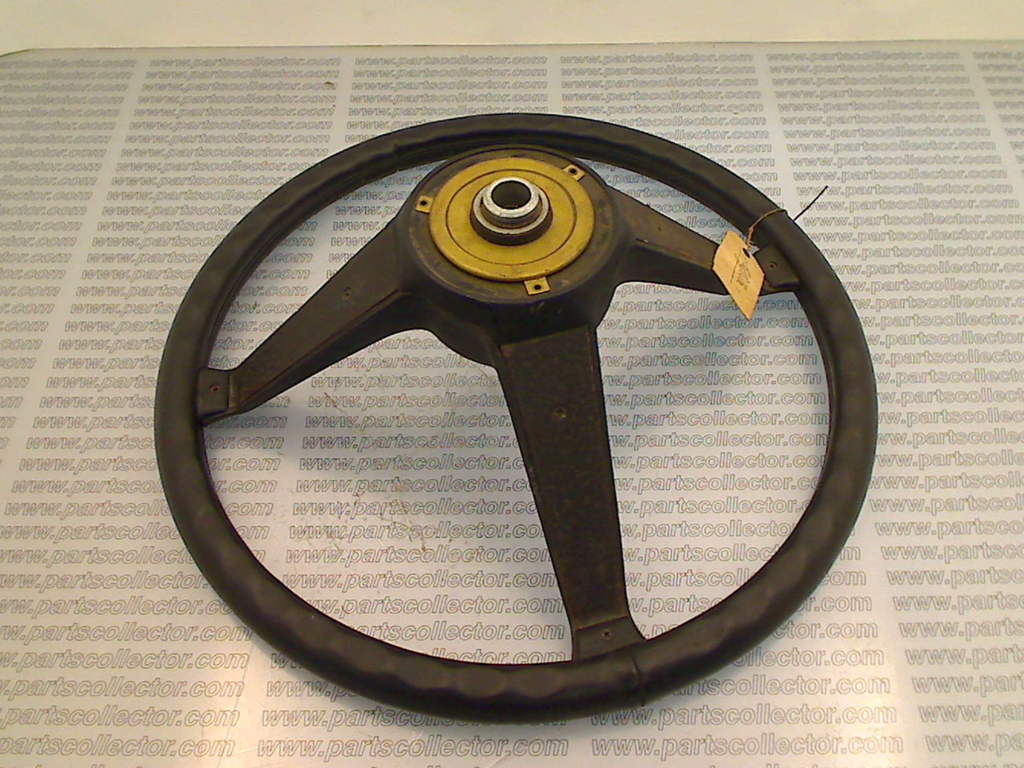 ALFA ROMEO  Steering and Wheels code 16133 compatible with: ALFA ROMEO ALFETTA 116 - additional view