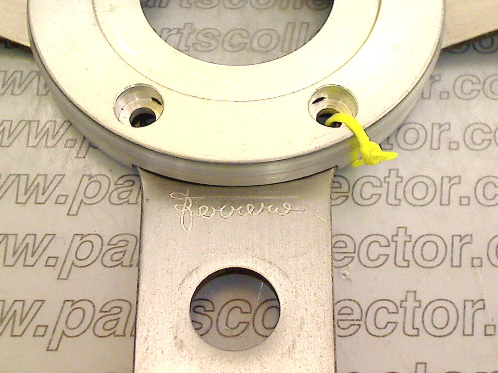 LAMBORGHINI 4305009 Steering and Wheels code 718 compatible with: FERRARI 365 GTB4 DAYTONA, LAMBORGHINI MIURA - detail view