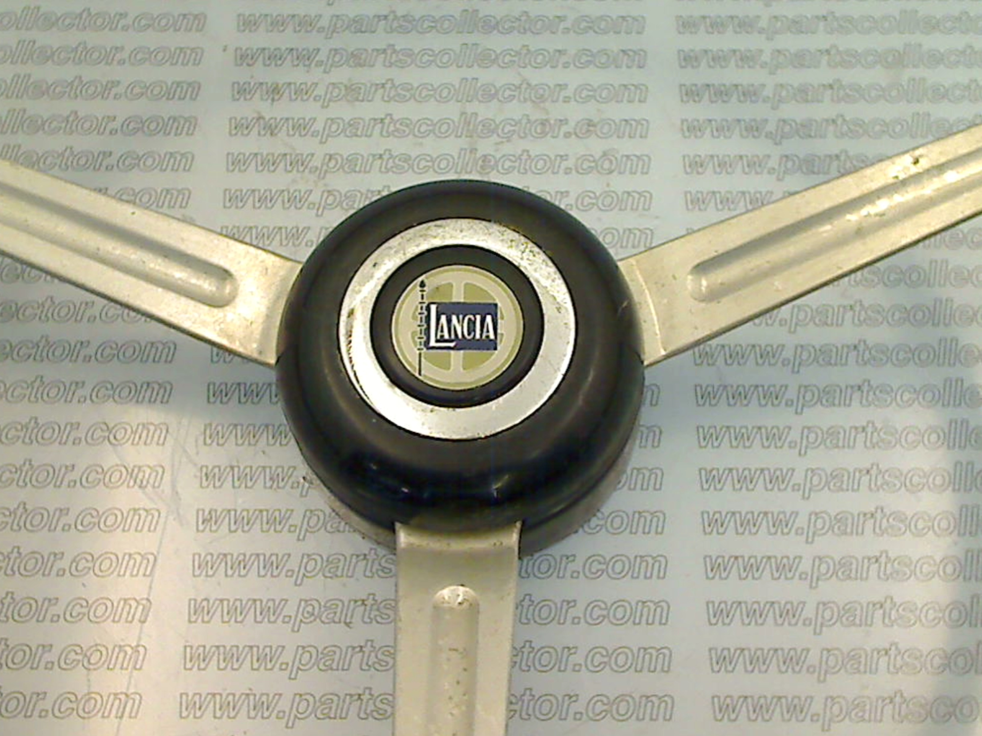 LANCIA  Steering and Wheels code 16114 compatible with: LANCIA FLAVIA - detail view