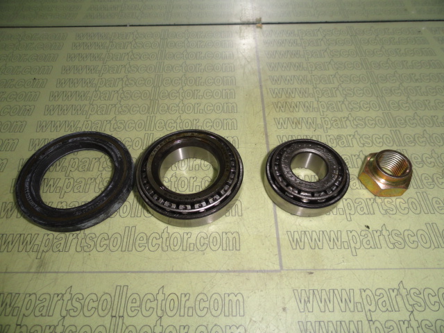 FRONT WHEEL BEARING KIT