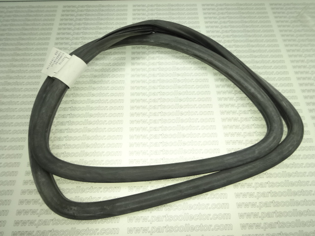 REAR SCREEN RUBBER