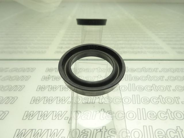 OIL SEAL