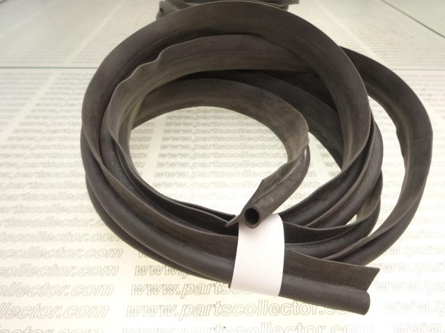 DOOR RUBBER SEAL