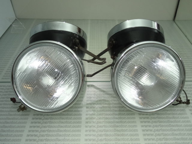 PAIR OF DEEP BEAM HEADLIGHTS LHRH