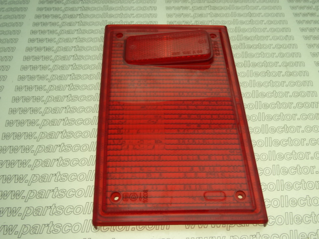 RH TAIL LIGHT LENSE