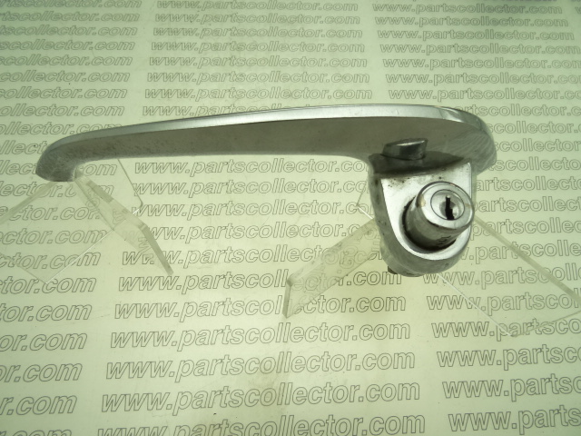 DOOR HANDLE WITH LOCK FRONT LH