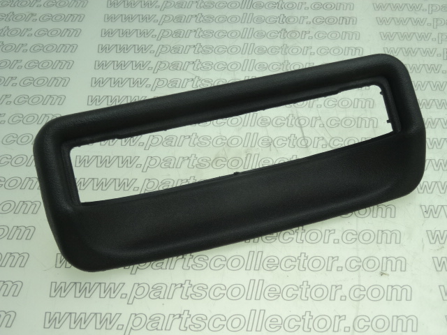 OUTER DOOR HANDLE PLATE