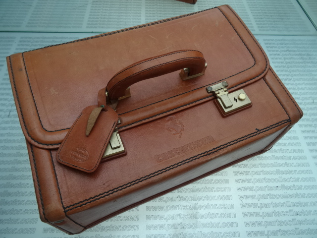 LEATHER CASE