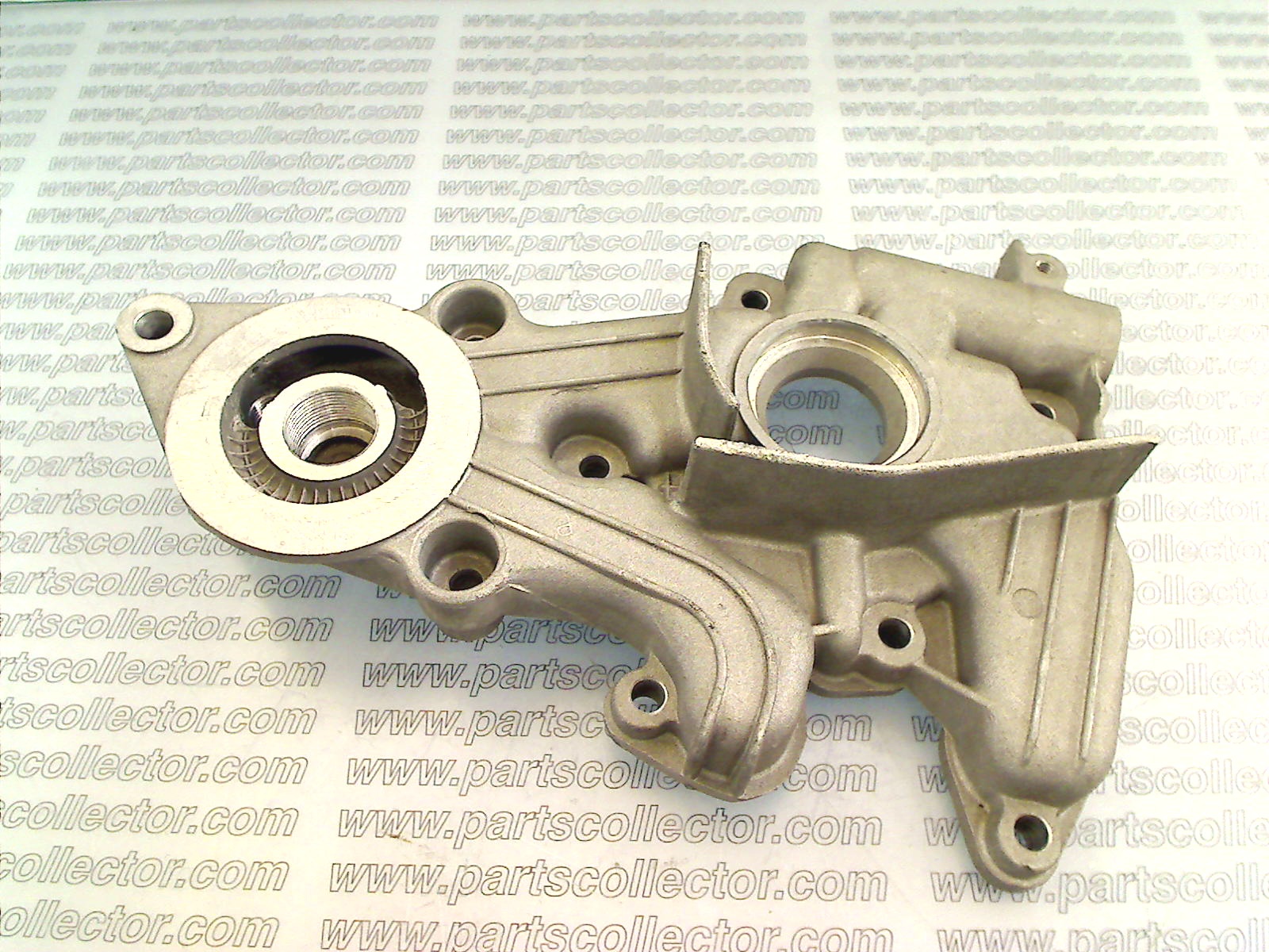 OIL PUMP HOUSING