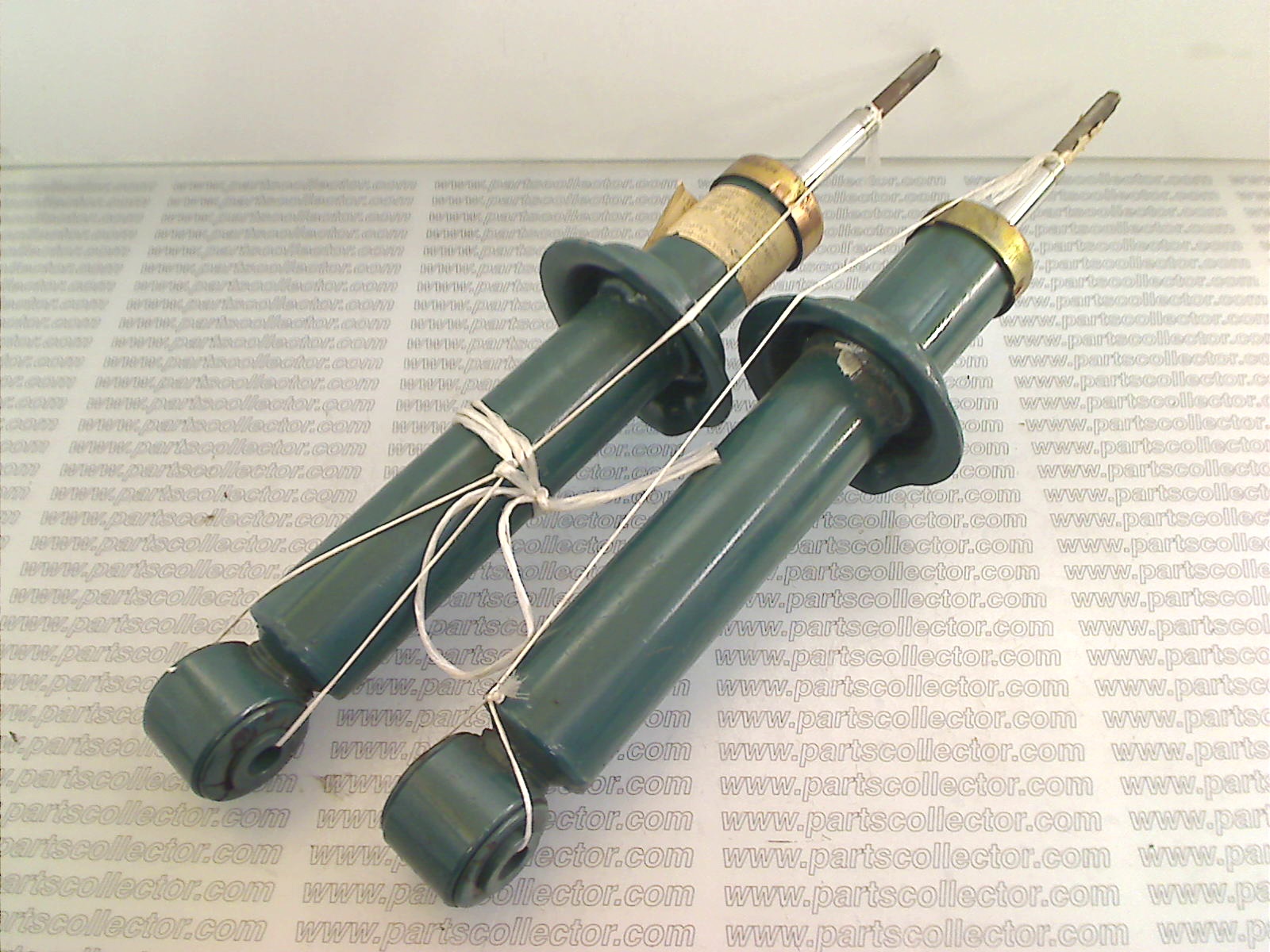 PAIR OF REAR SHOCK ABSORBERS