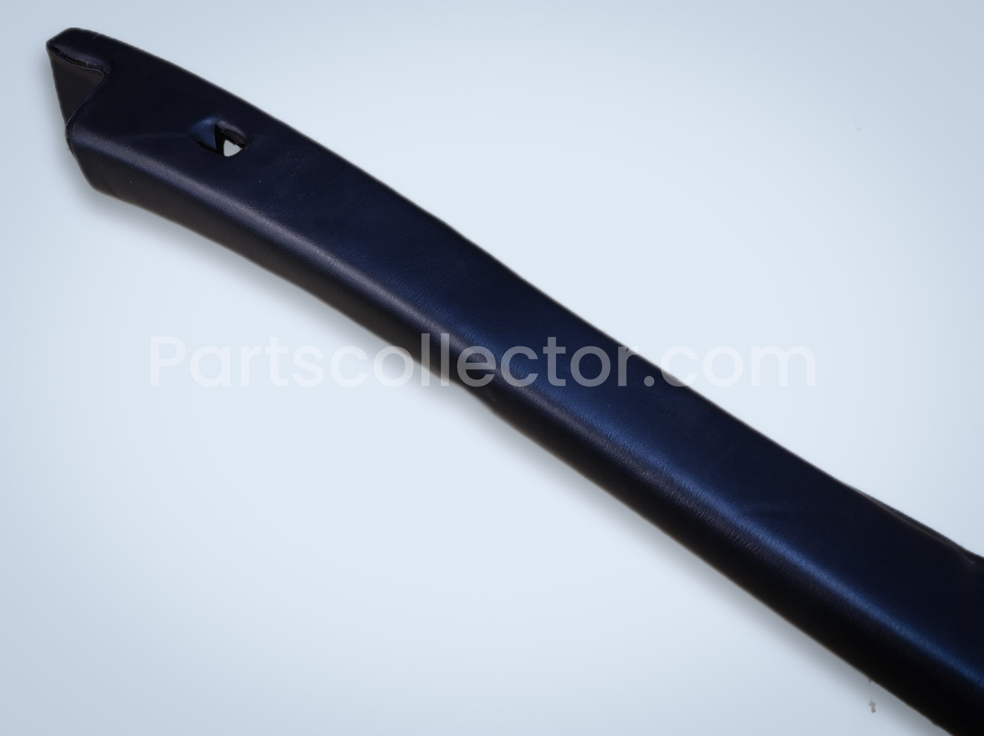 RH ARMREST 308