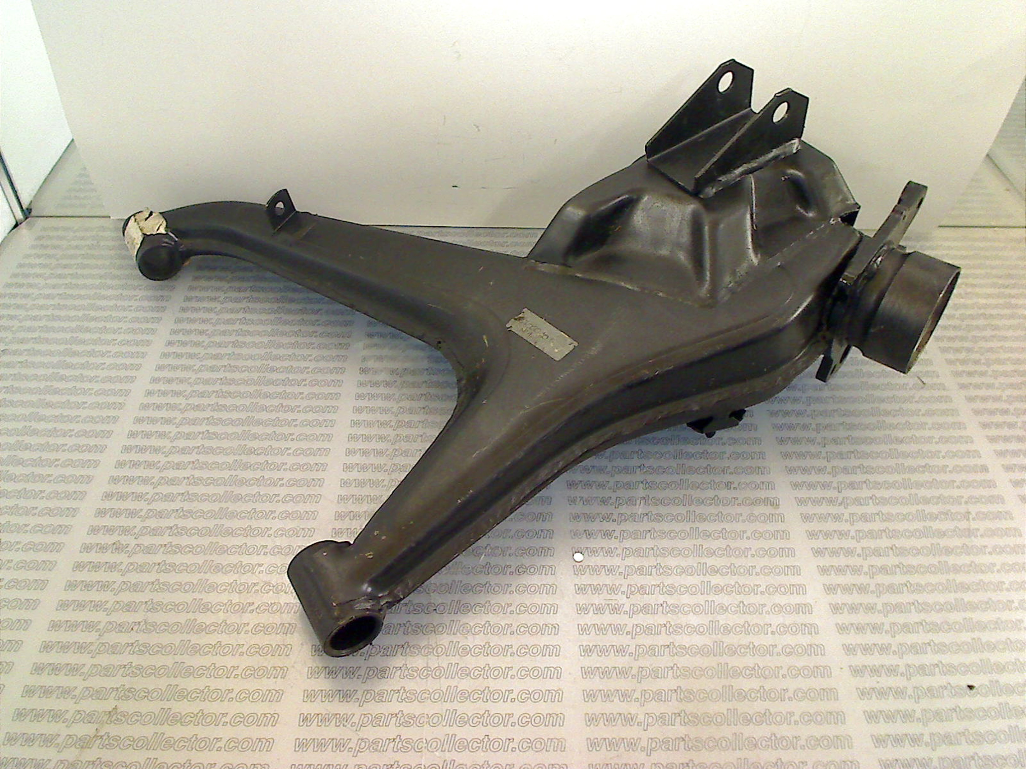 LH REAR ARM