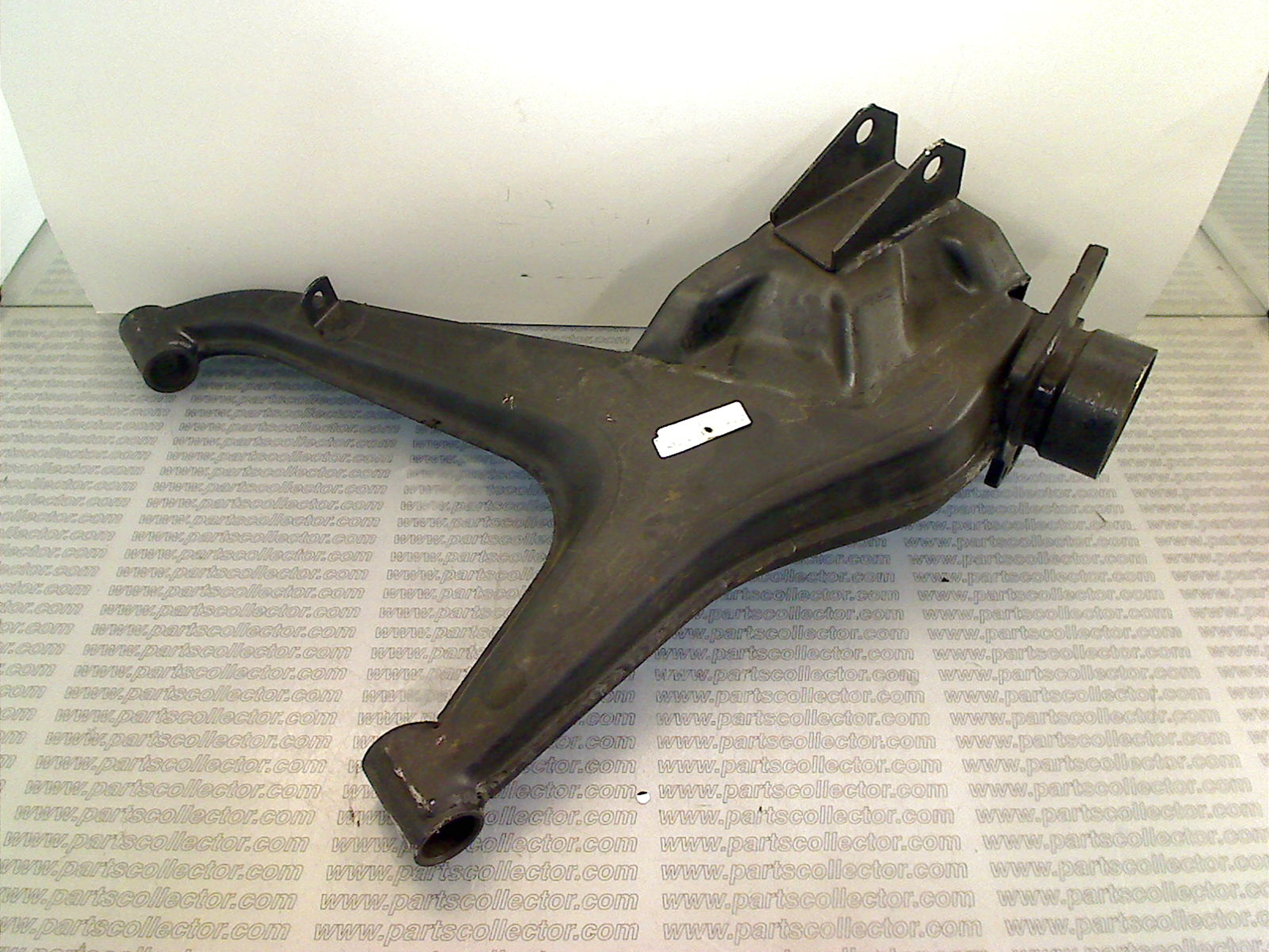 LH REAR ARM