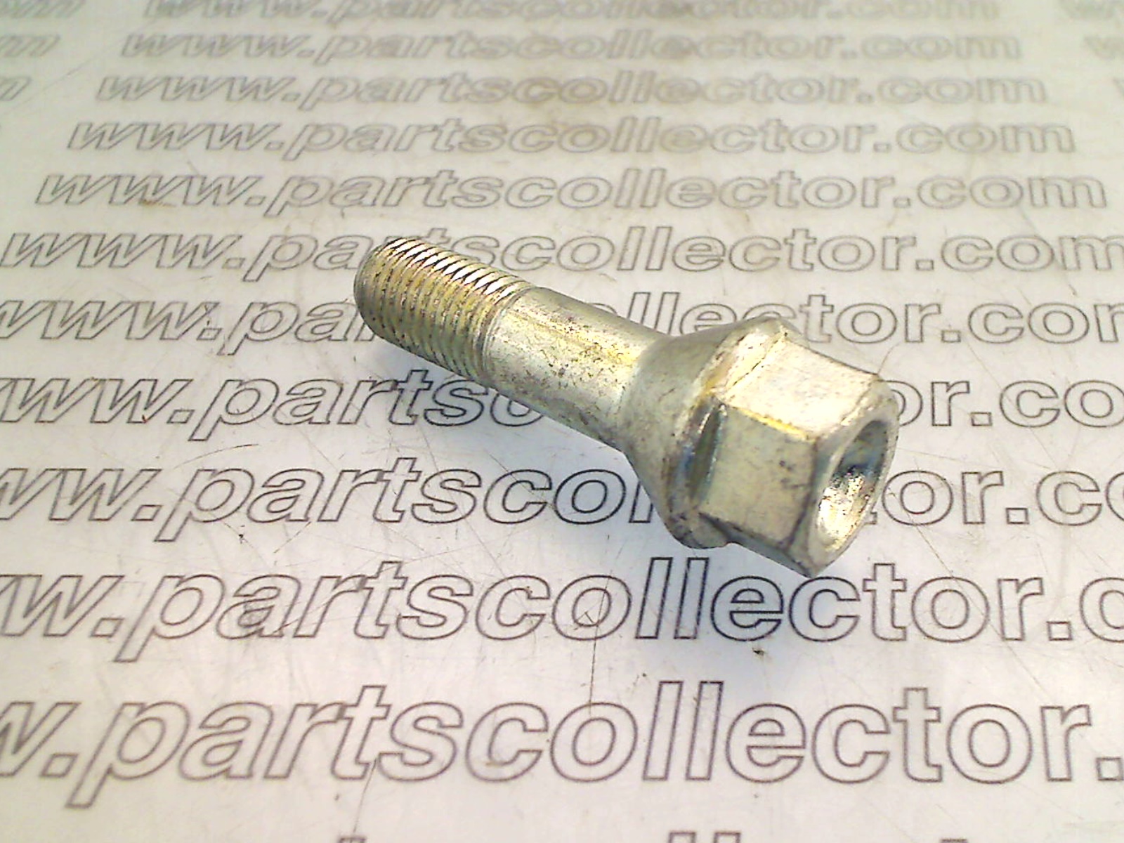 WHEEL BOLT