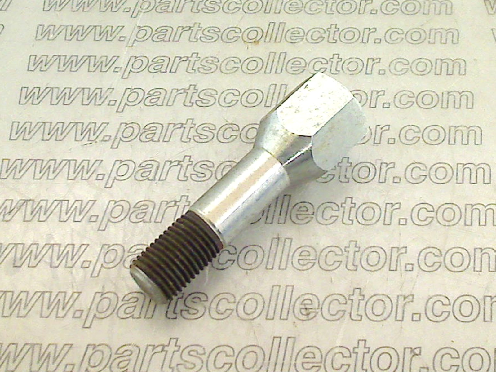 FRONT WHEEL BOLT