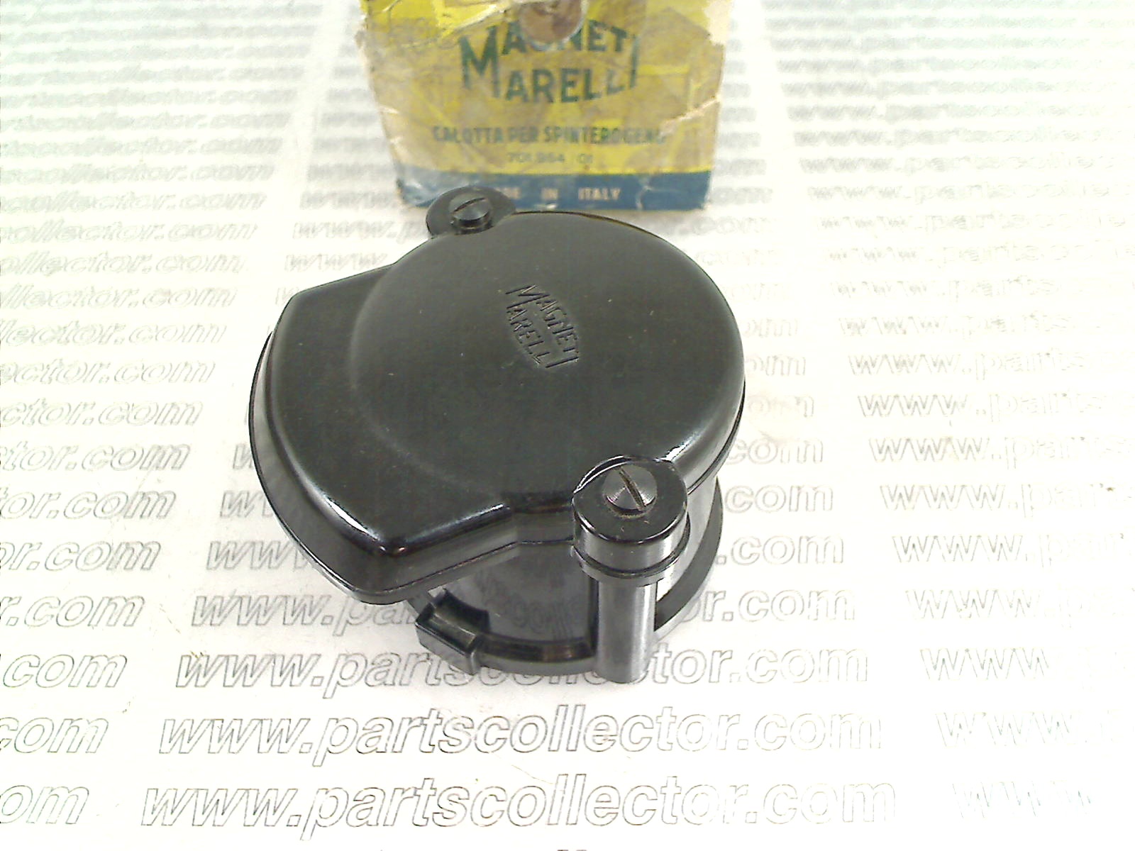 DISTRIBUTOR CAP