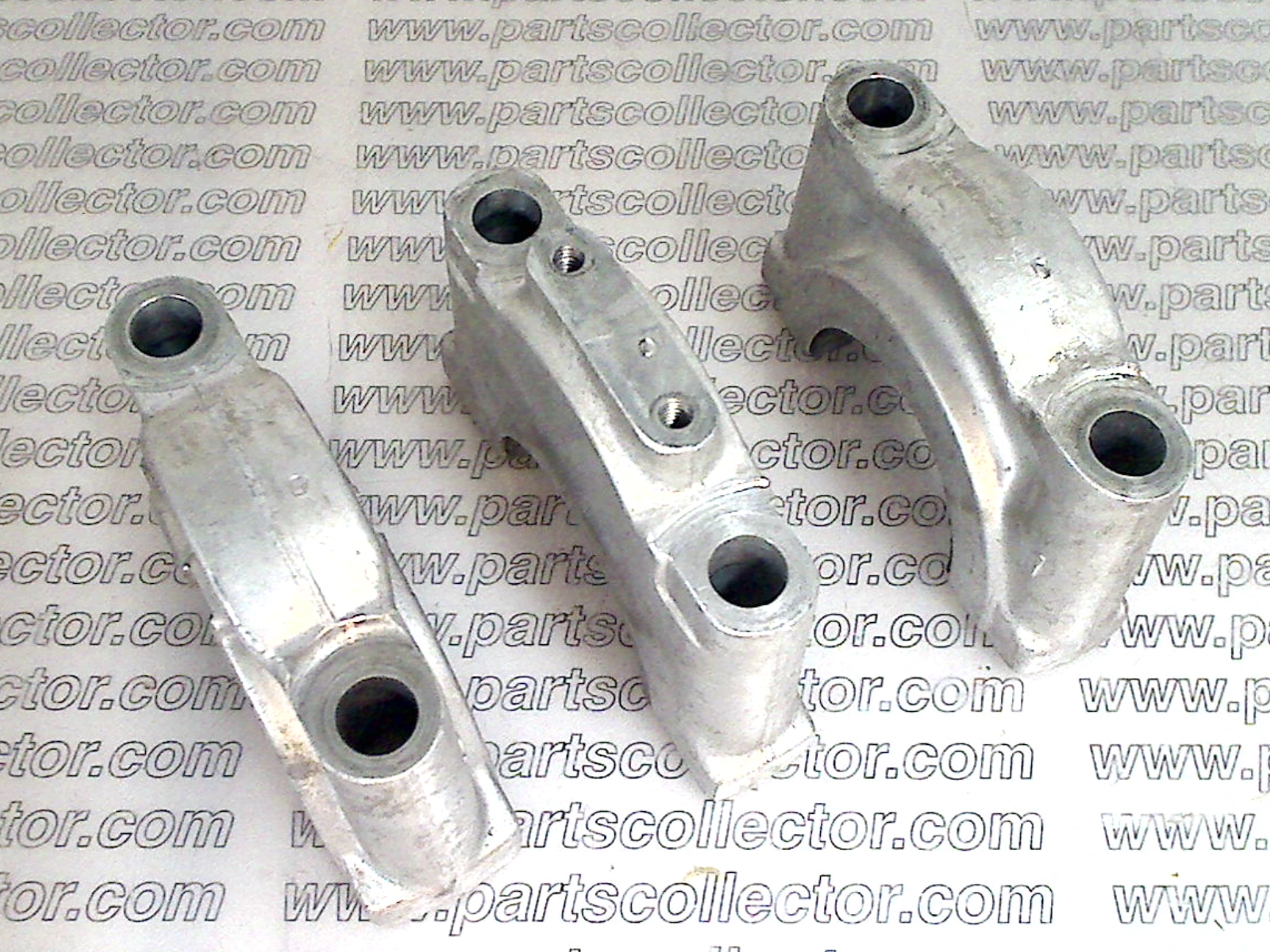 MAIN BEARING CAPS LANCIA FULVIA