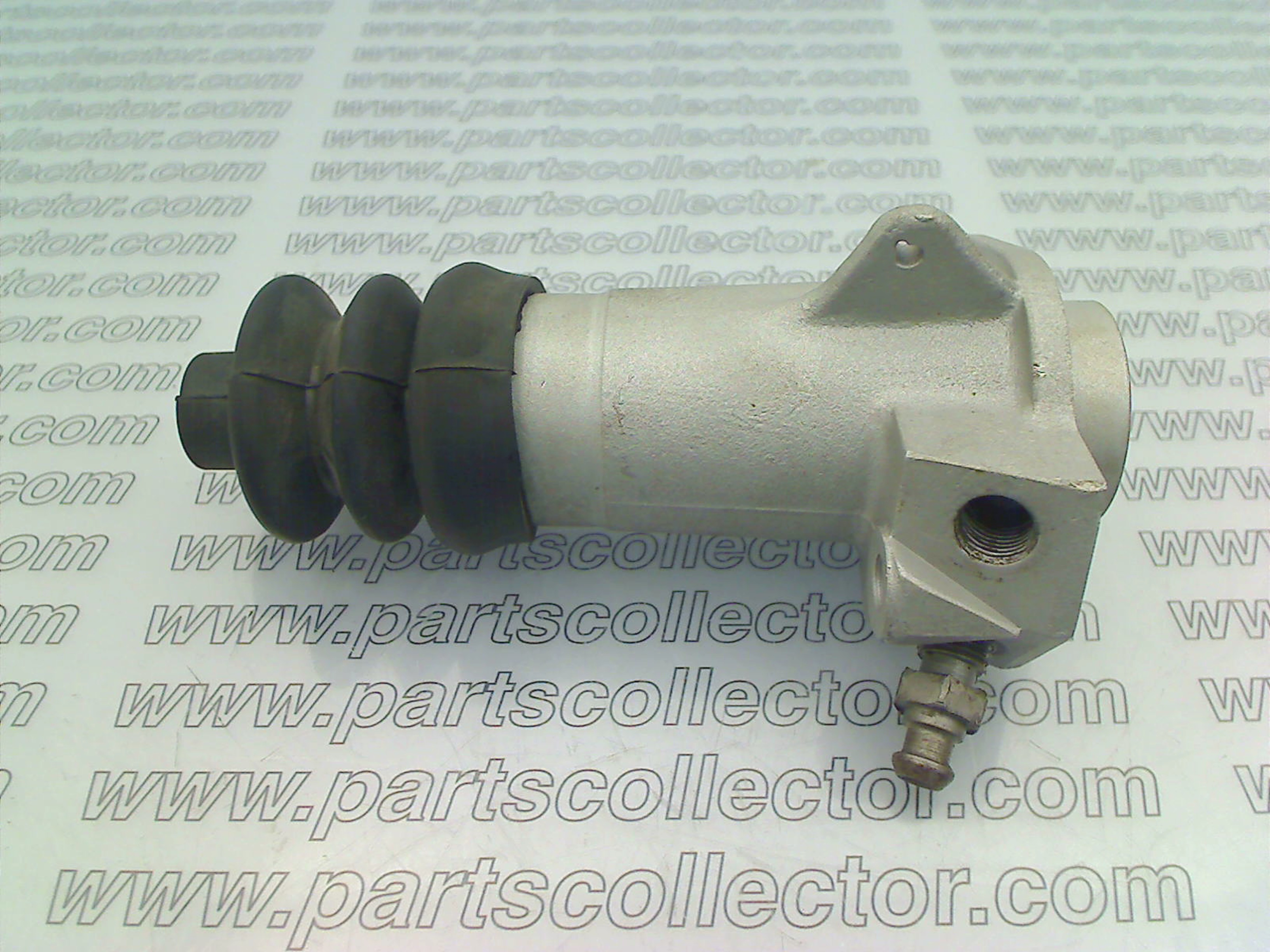 CLUTCH SLAVE CYLINDER