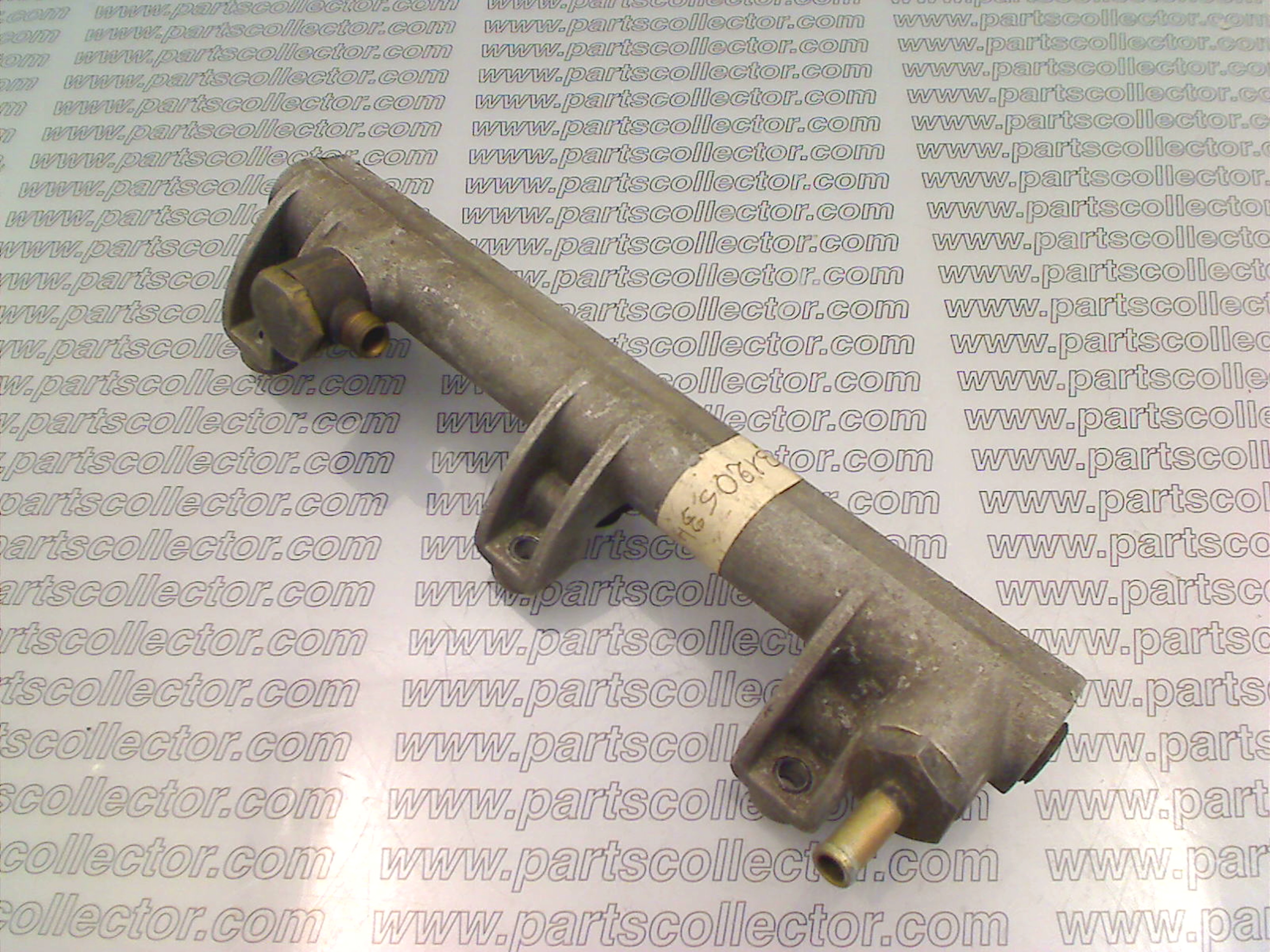 RH FUEL MANIFOLD