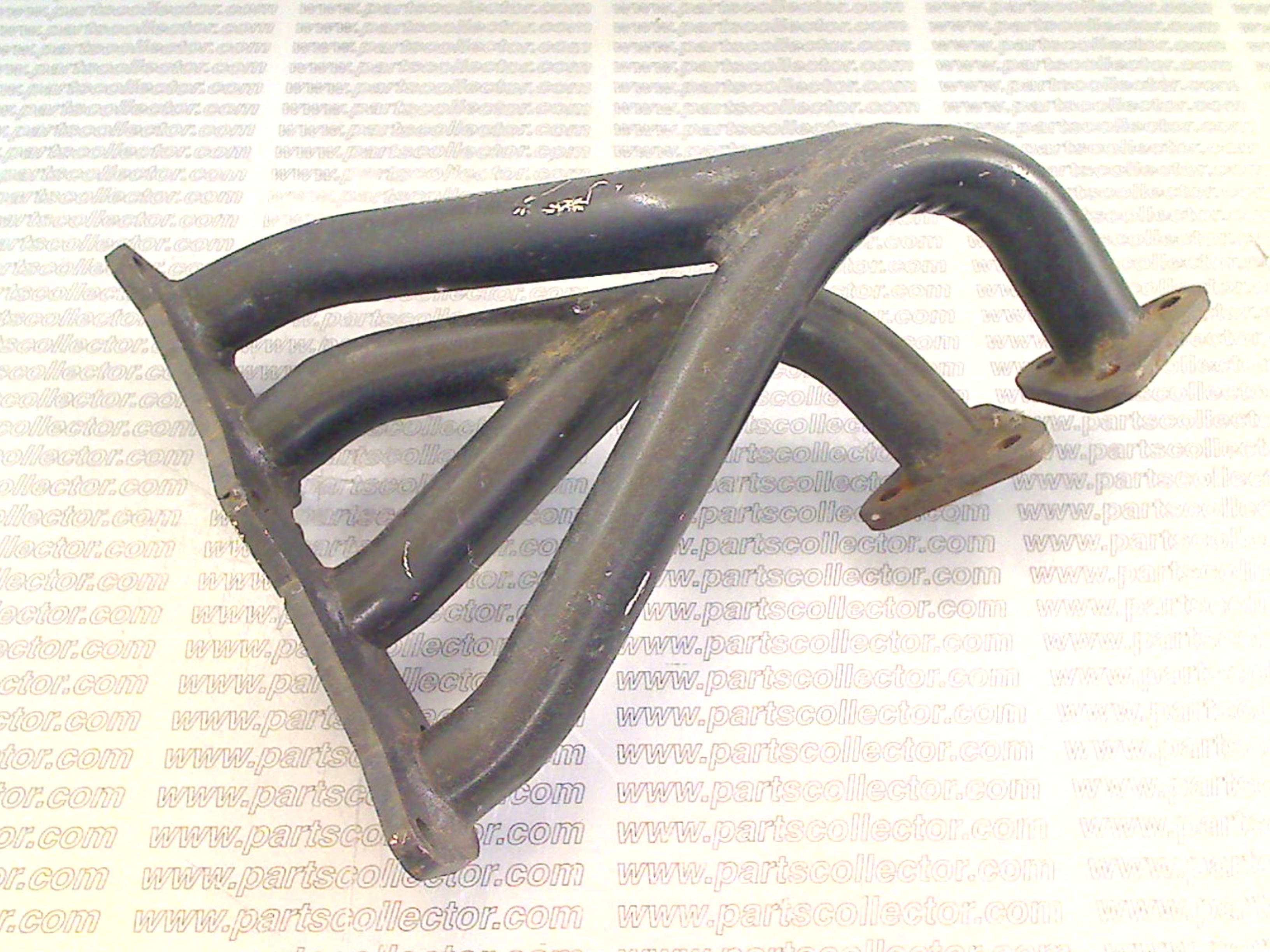 EXHAUST MANIFOLD